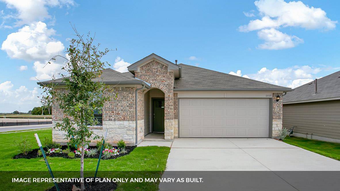 475 Mustang Lake CIR, Buda, TX 78610