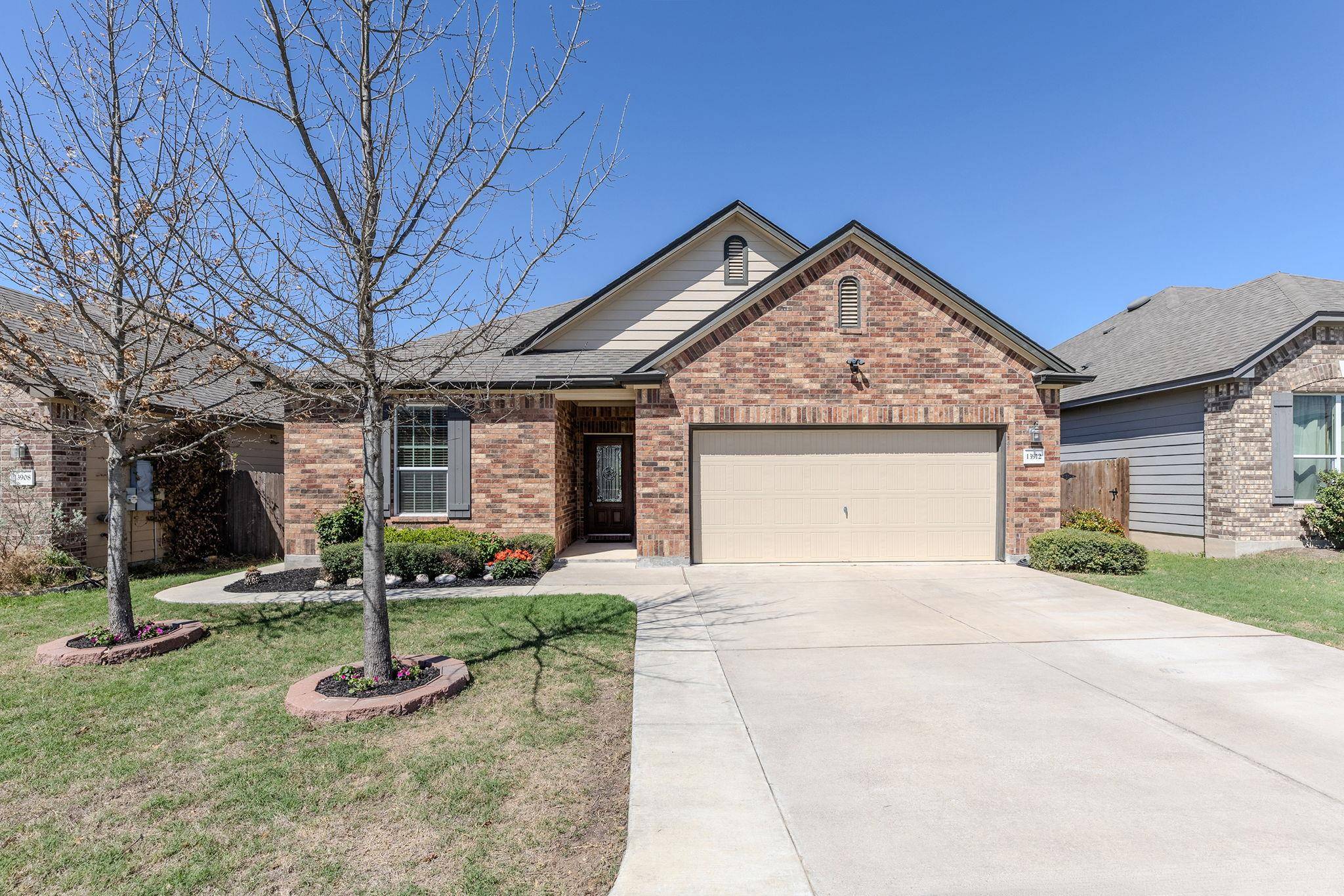 13912 Lyndon B Johnson ST, Manor, TX 78653