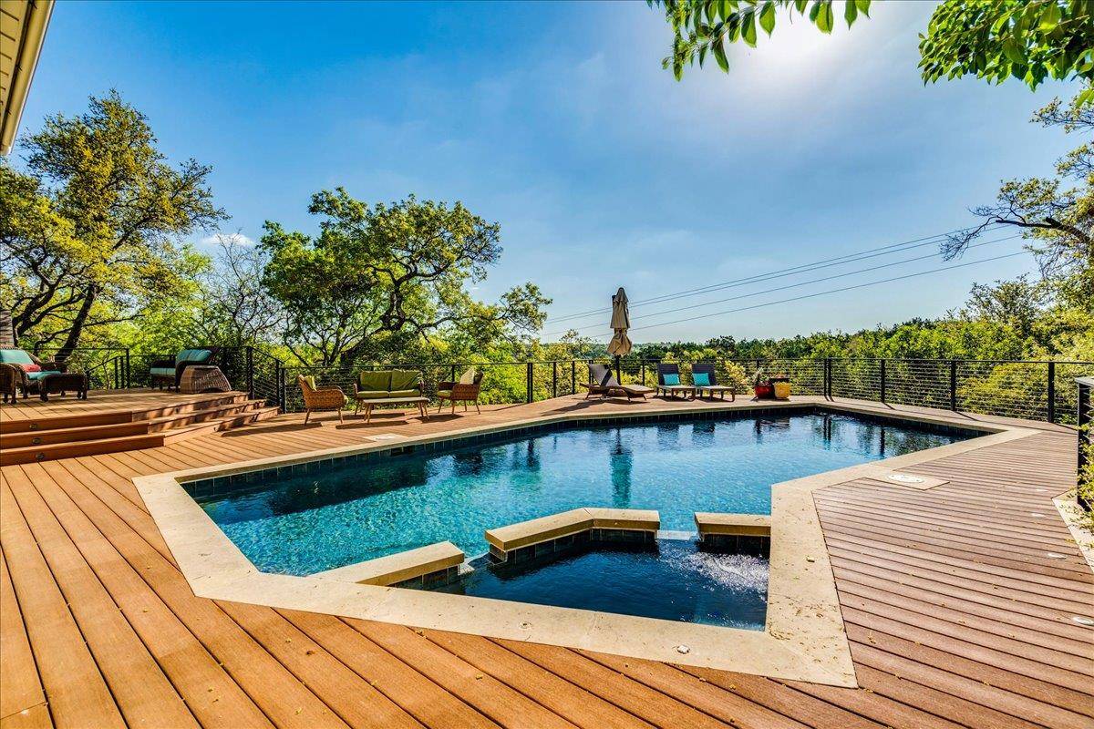 11107 Spicewood PKWY, Austin, TX 78750