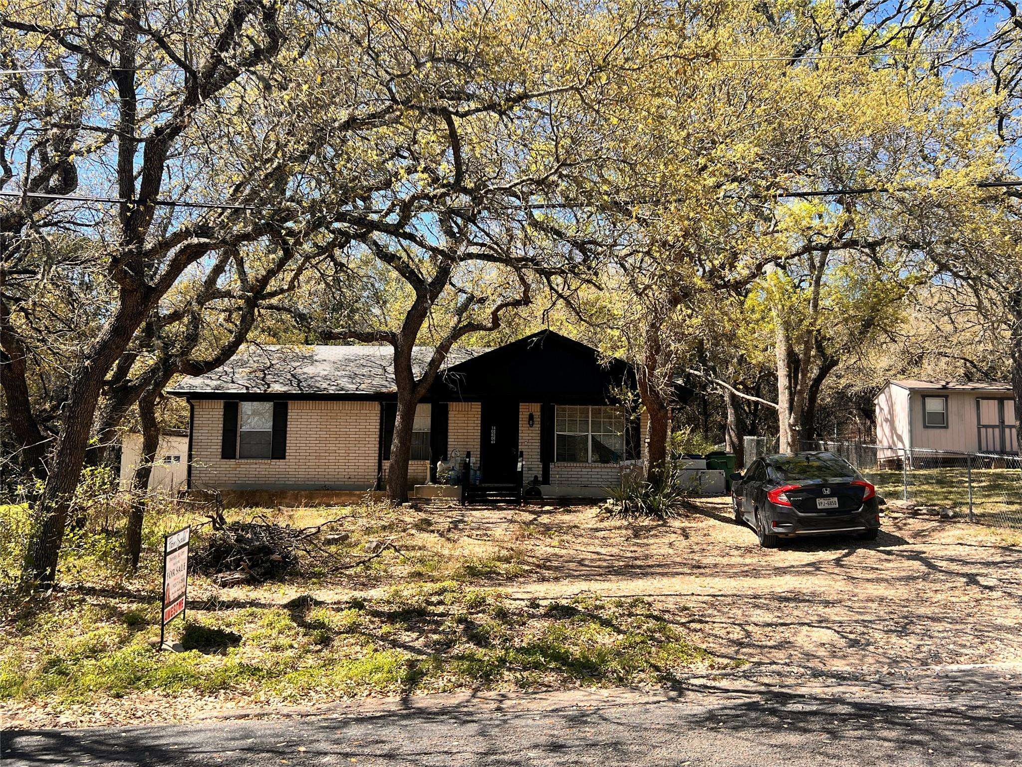 10806 West Lakeview DR, Jonestown, TX 78645