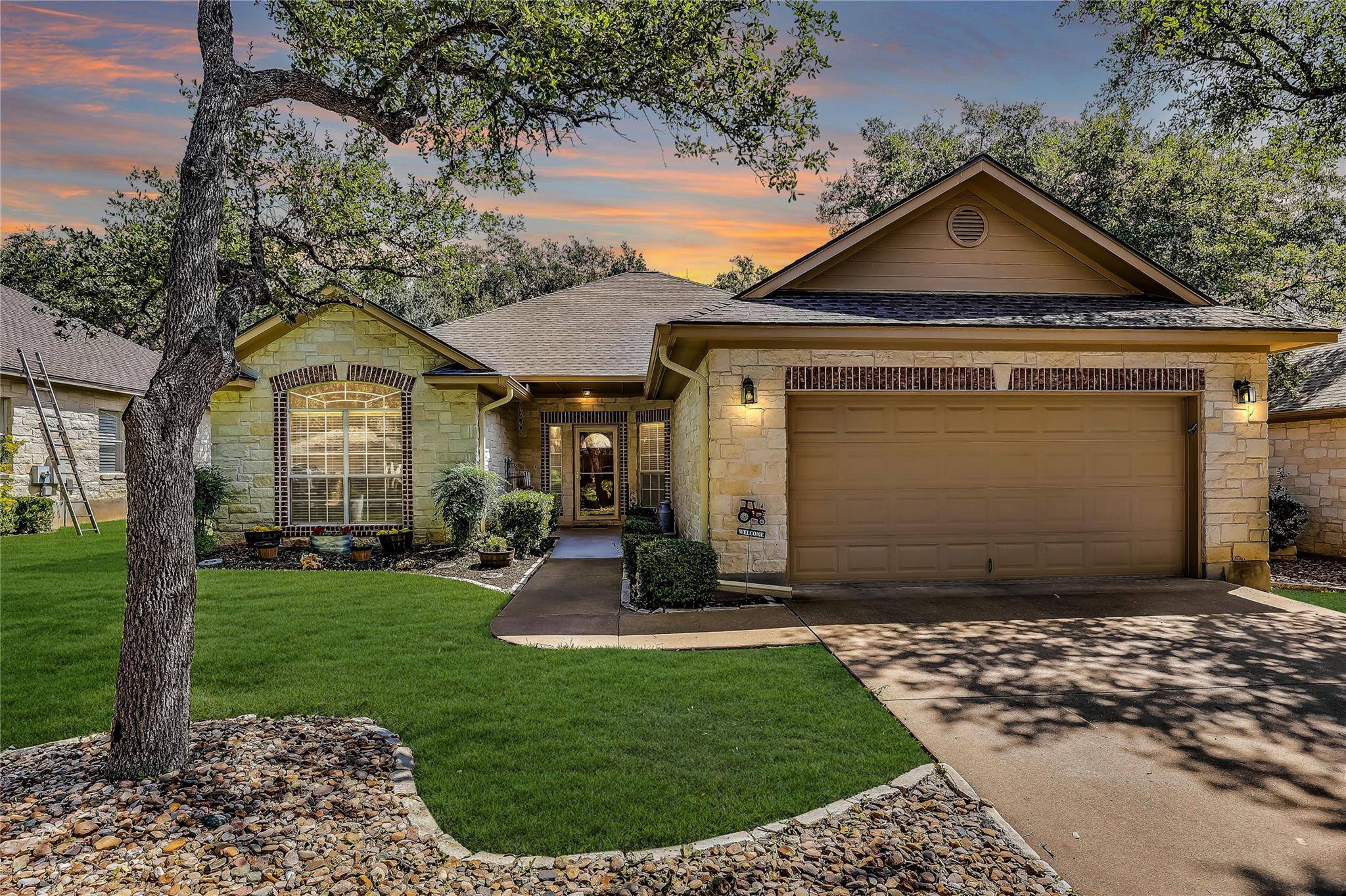 118 Sabine DR, Georgetown, TX 78628