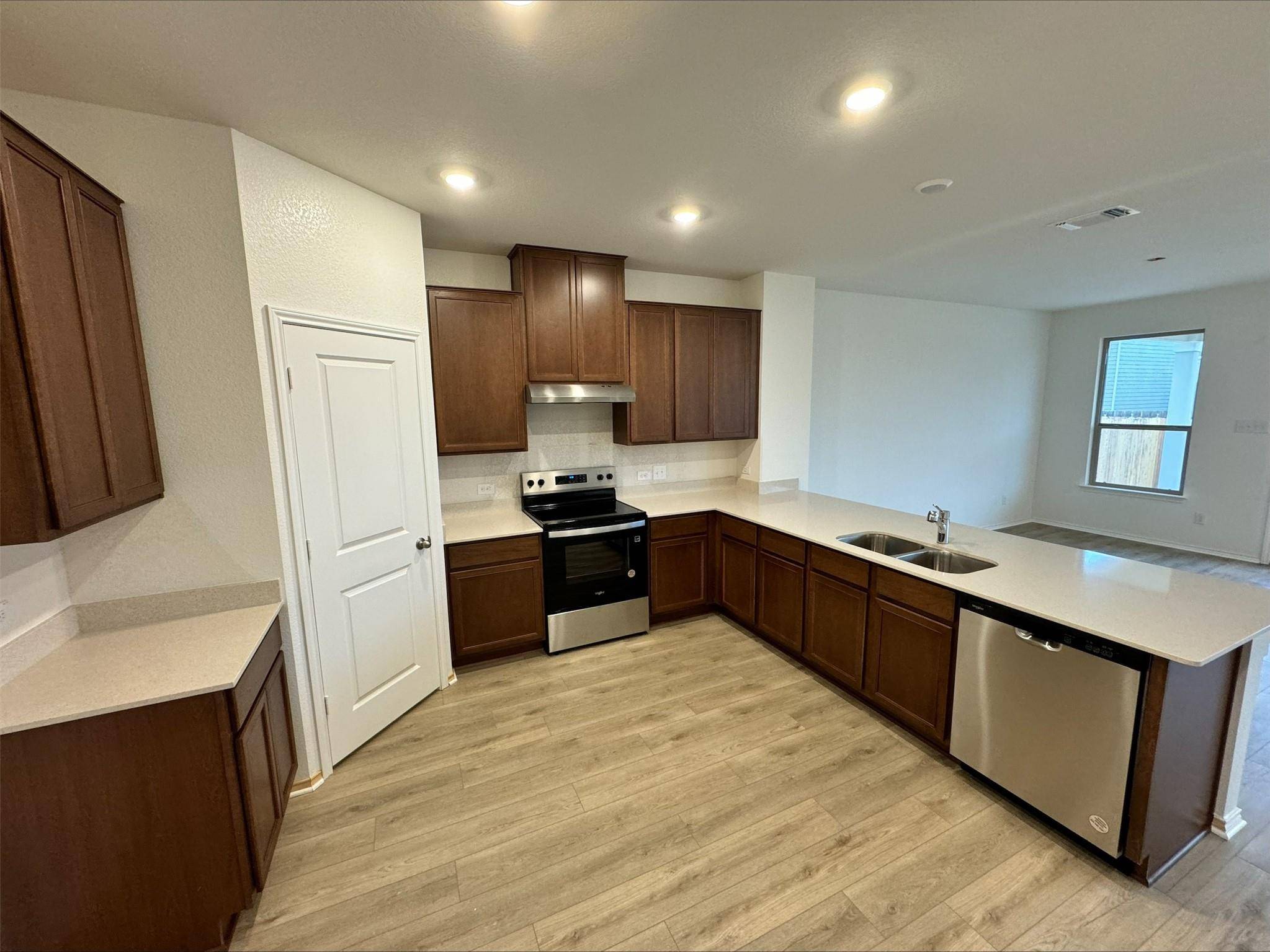 165 Lucky Texan RD, Jarrell, TX 76537