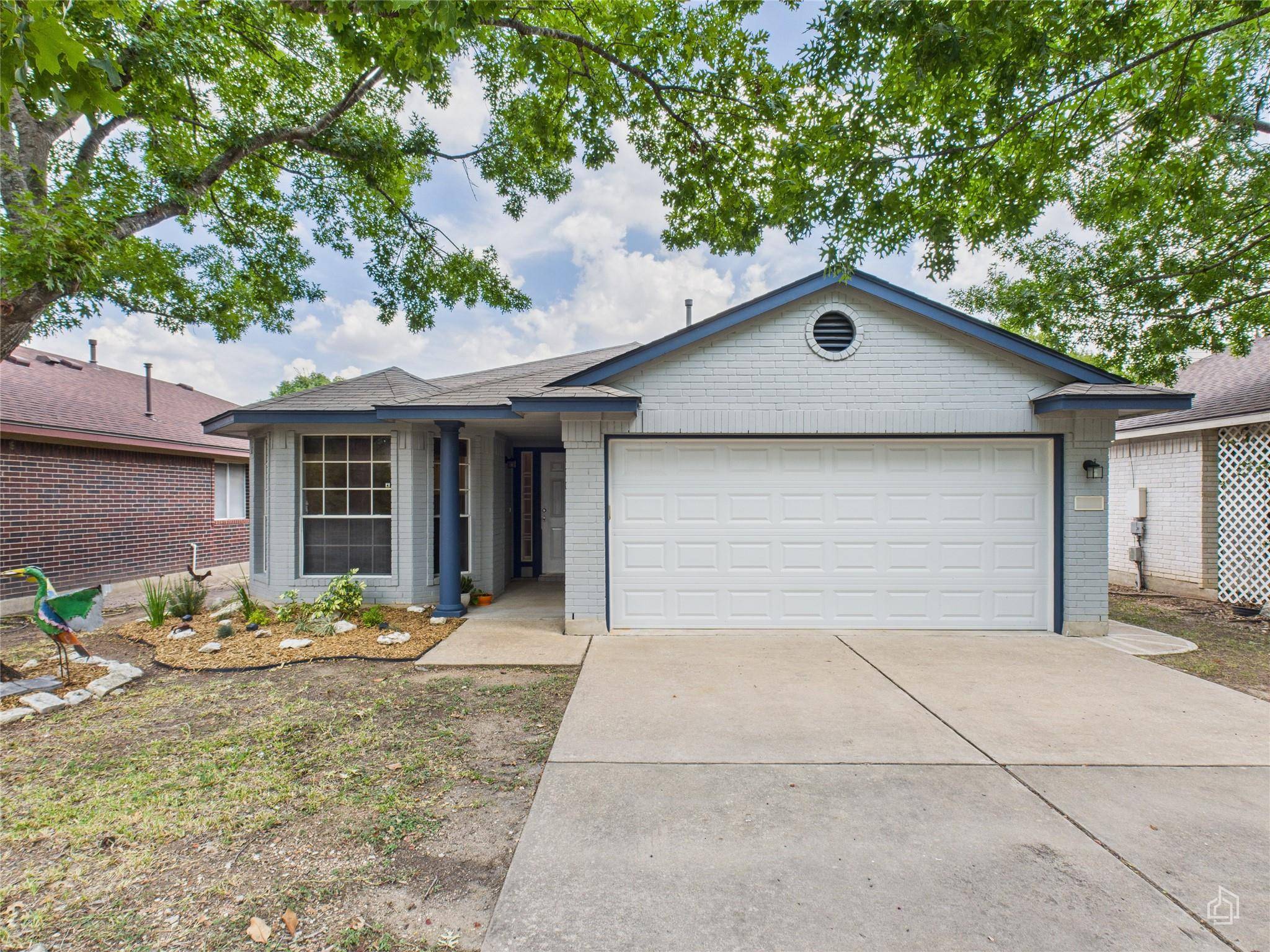 2606 Hutton LN, Leander, TX 78641