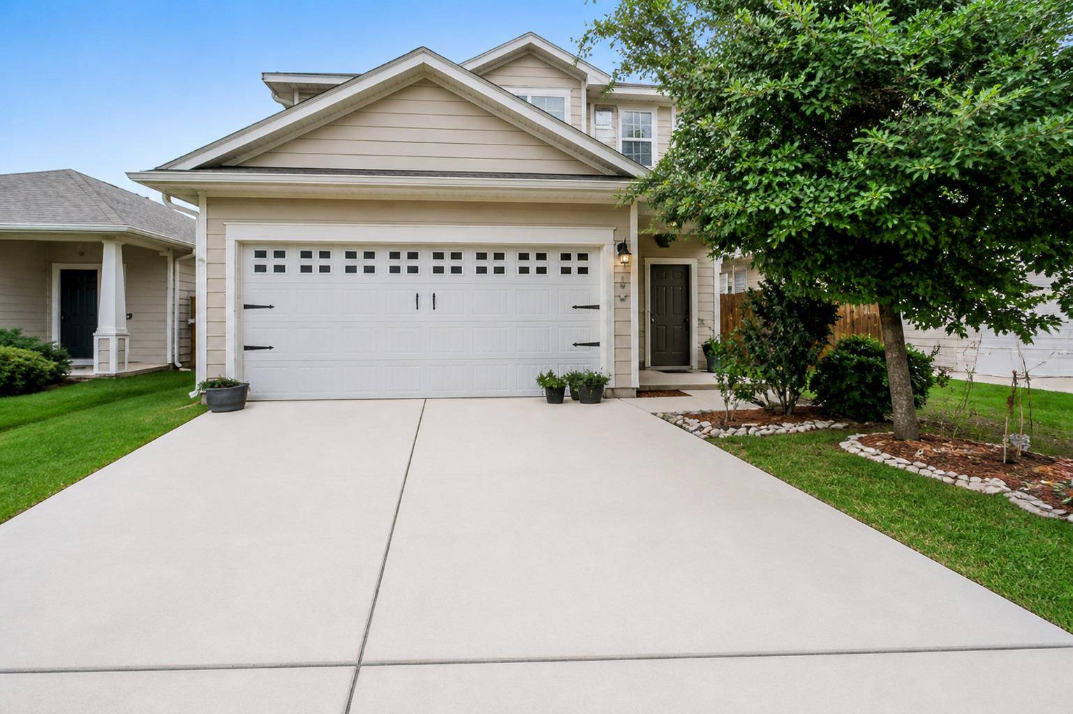 139 Corvid DR, Buda, TX 78610