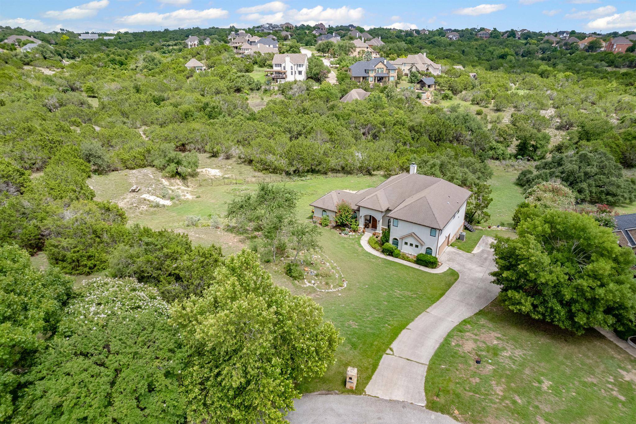 159 Catfish CV, Dripping Springs, TX 78620