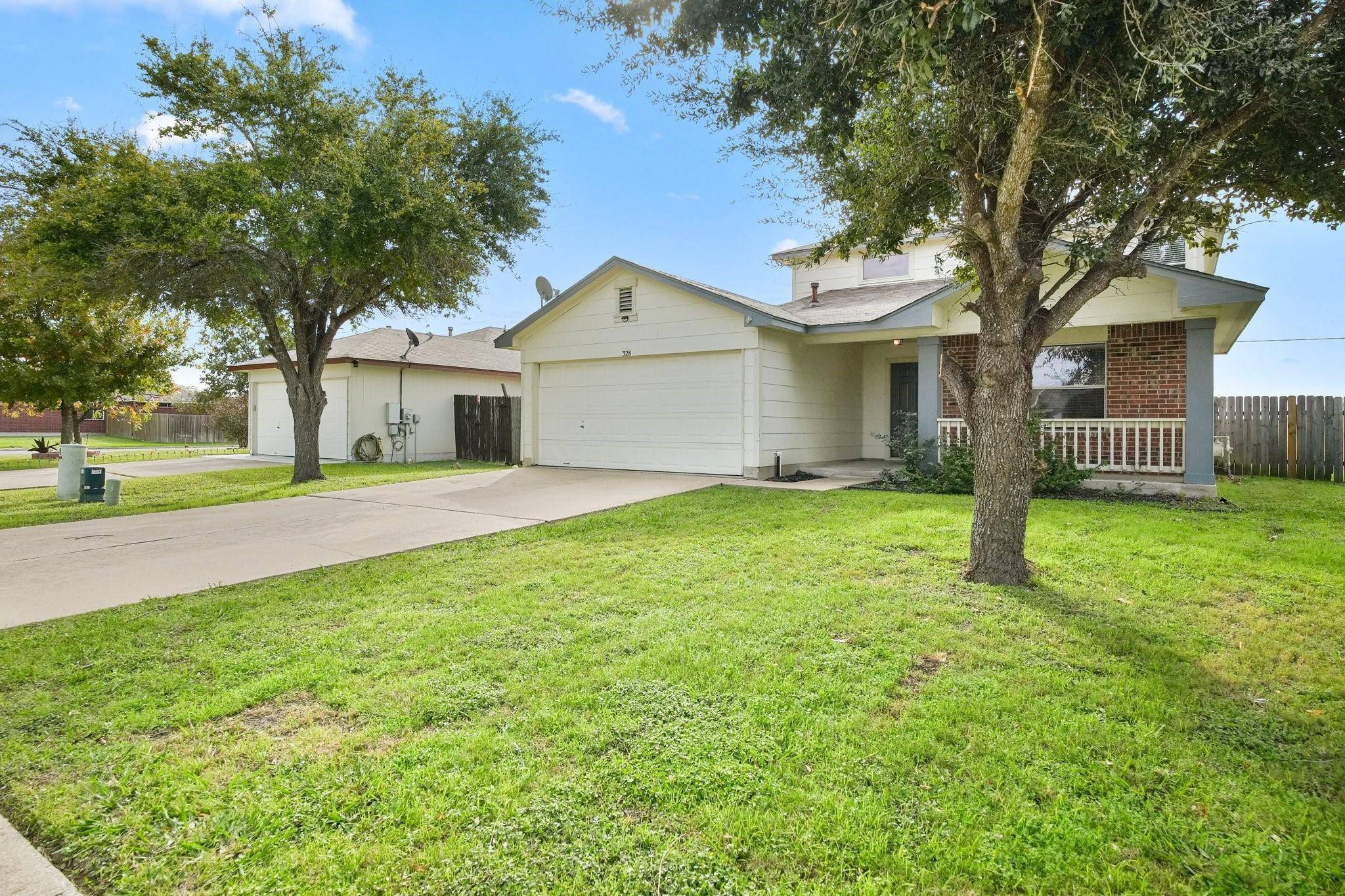 328 Stewart DR, Hutto, TX 78634