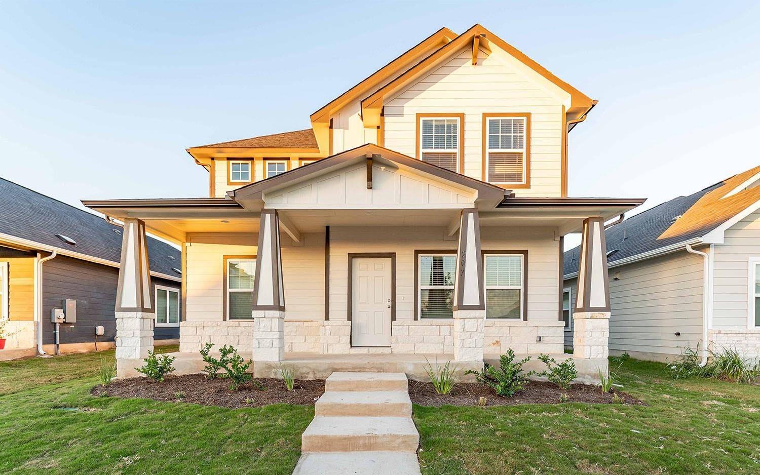 207 Tokalaun DR, Hutto, TX 78634