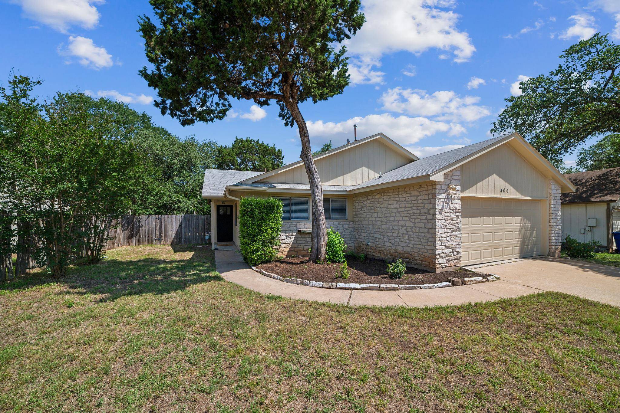 409 Mountain Laurel DR, Cedar Park, TX 78613