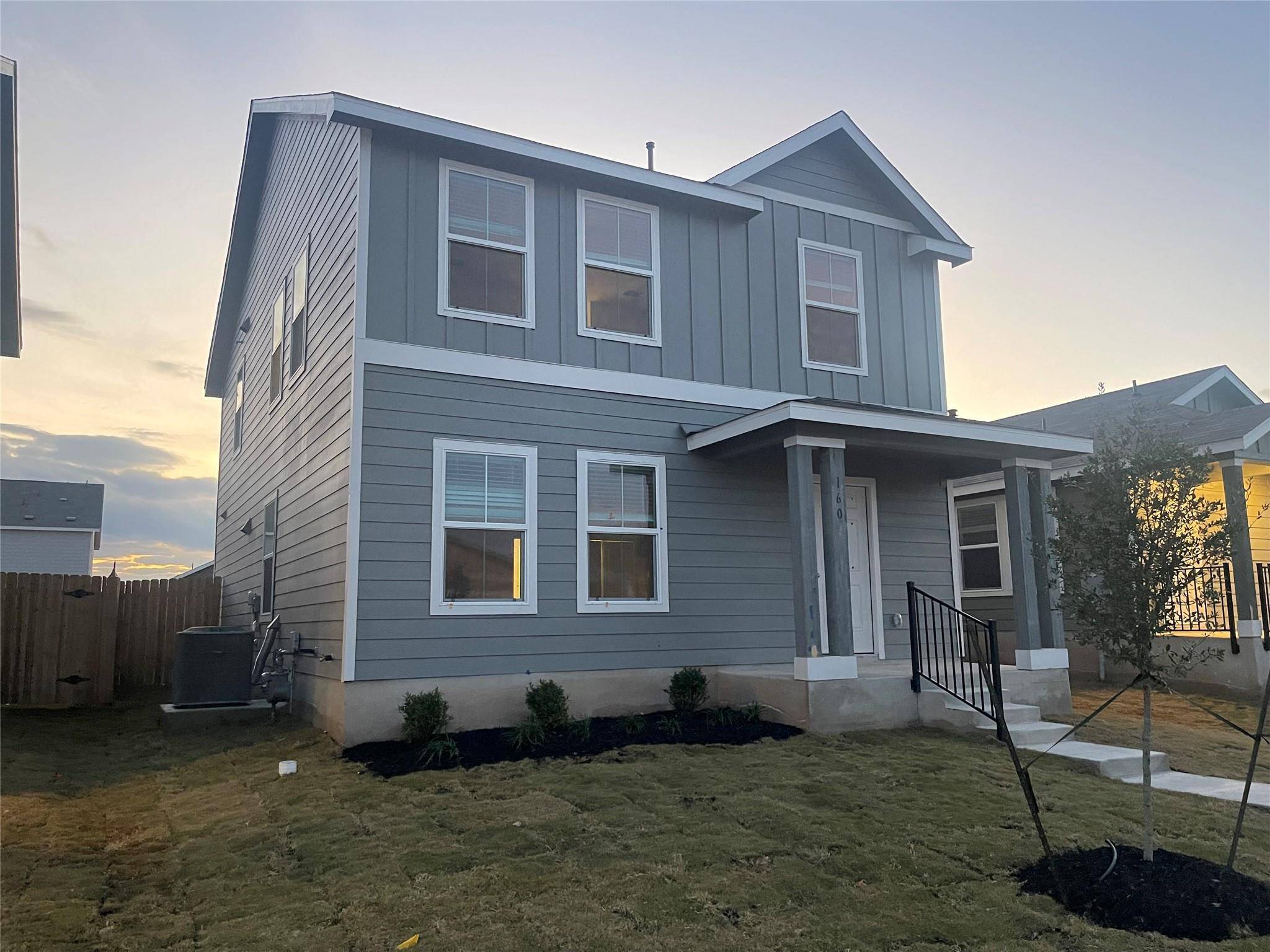 160 Sormonne LOOP, Kyle, TX 78640