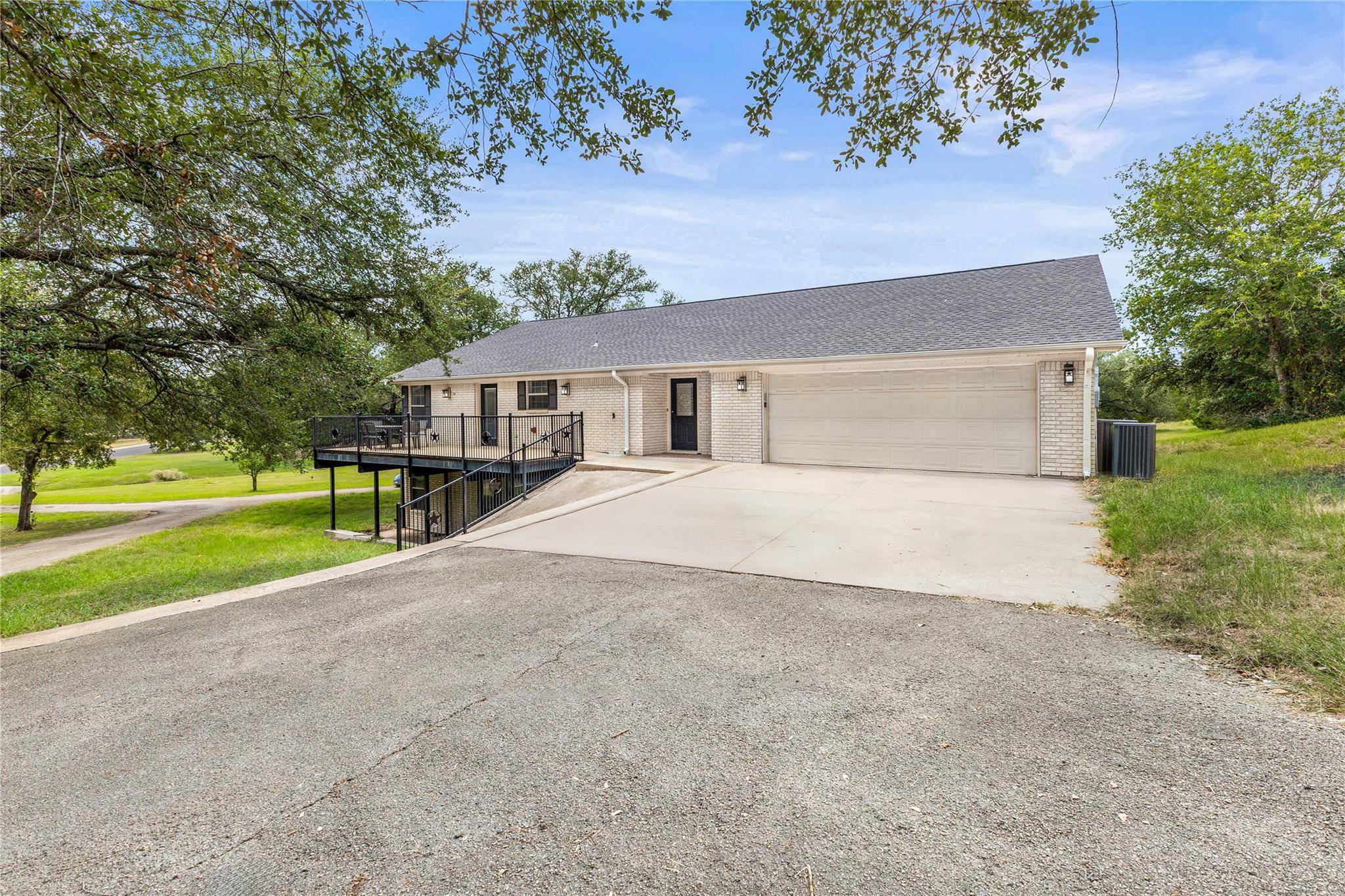 2113 Red Rock DR, Belton, TX 76513