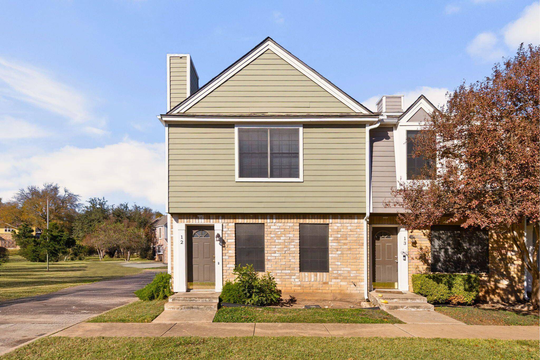 12325 Los Indios TRL #12, Austin, TX 78729