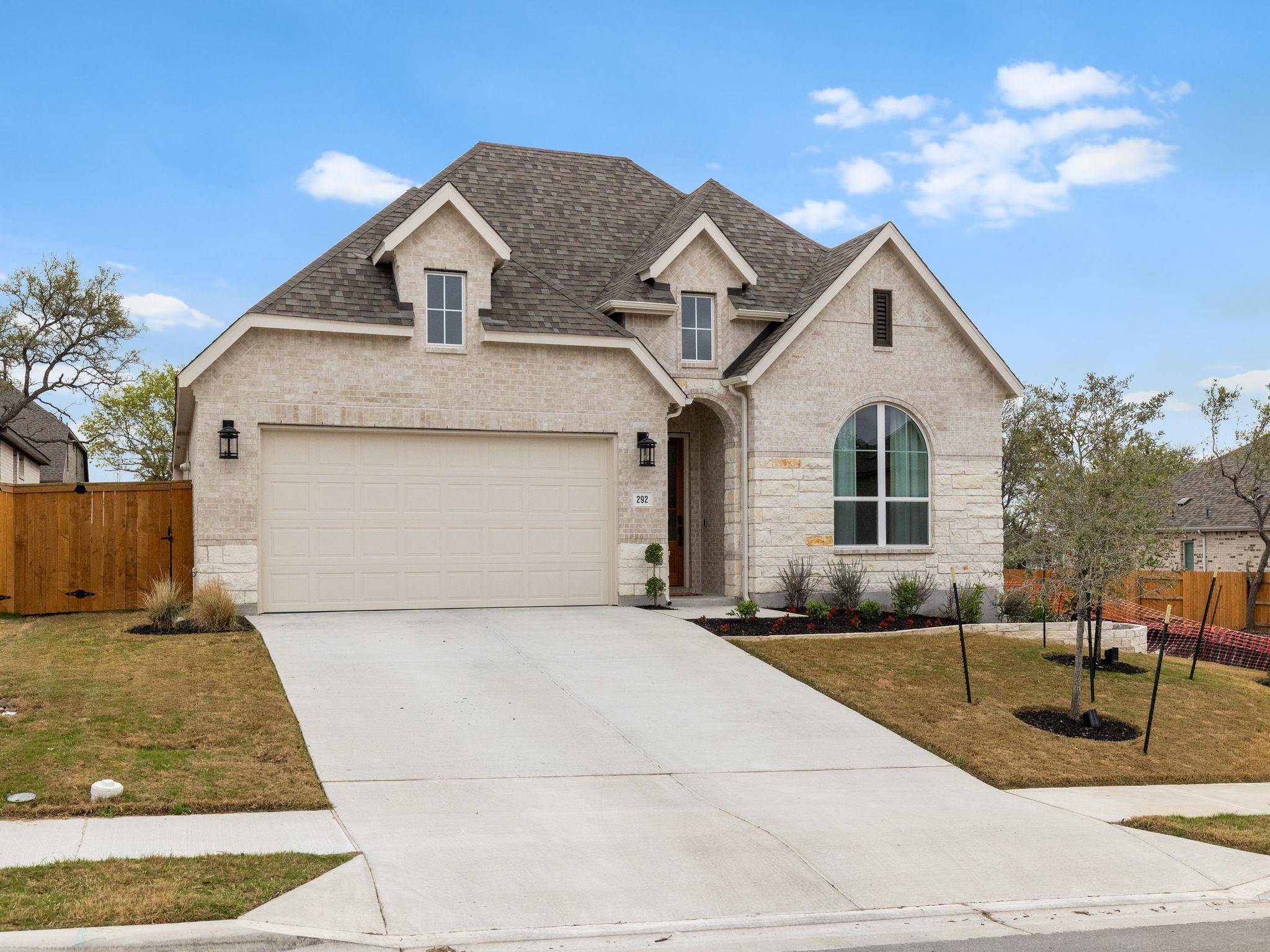 292 Bald Eagle LN, Kyle, TX 78640