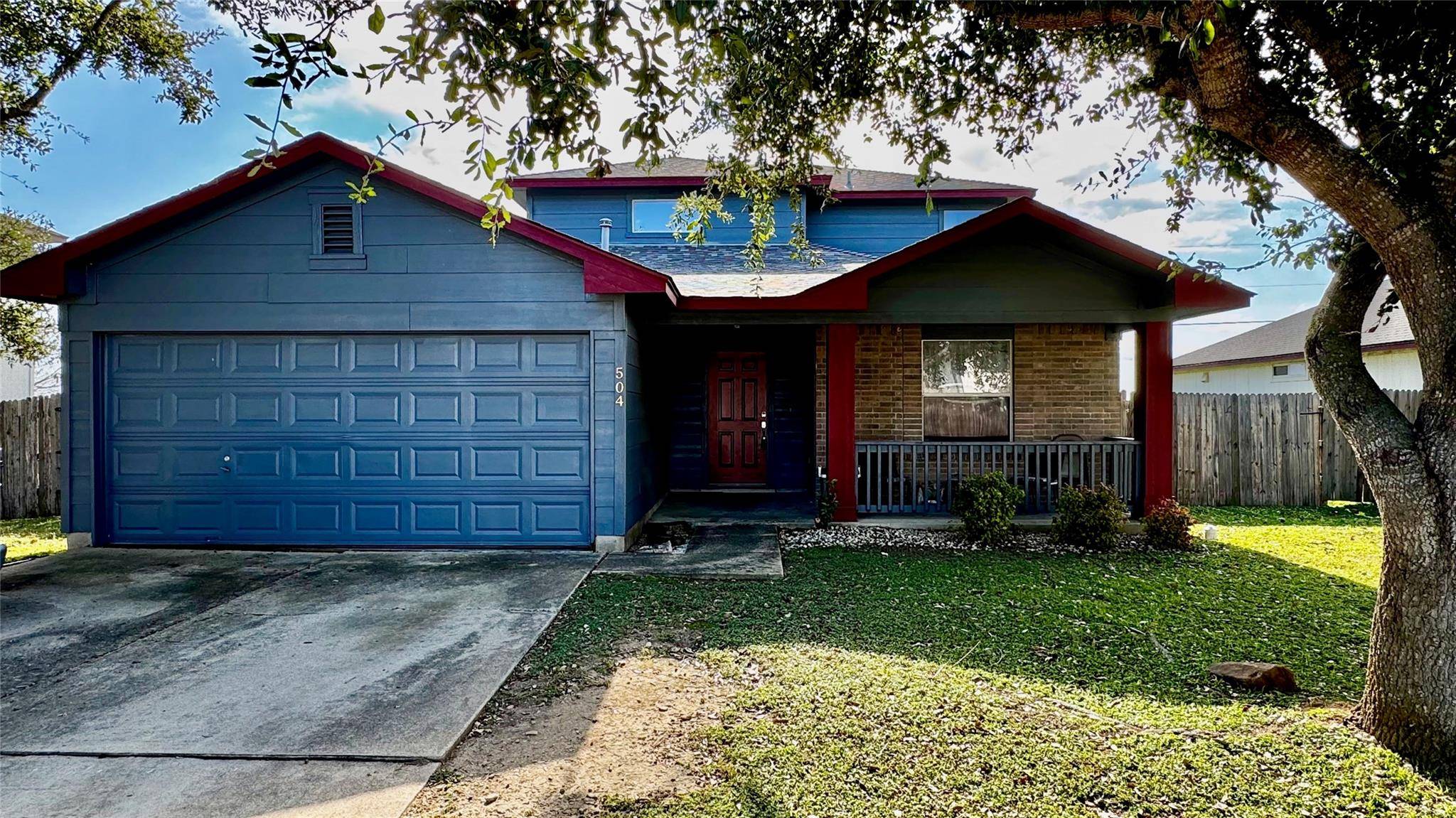 504 Stewart DR, Hutto, TX 78634