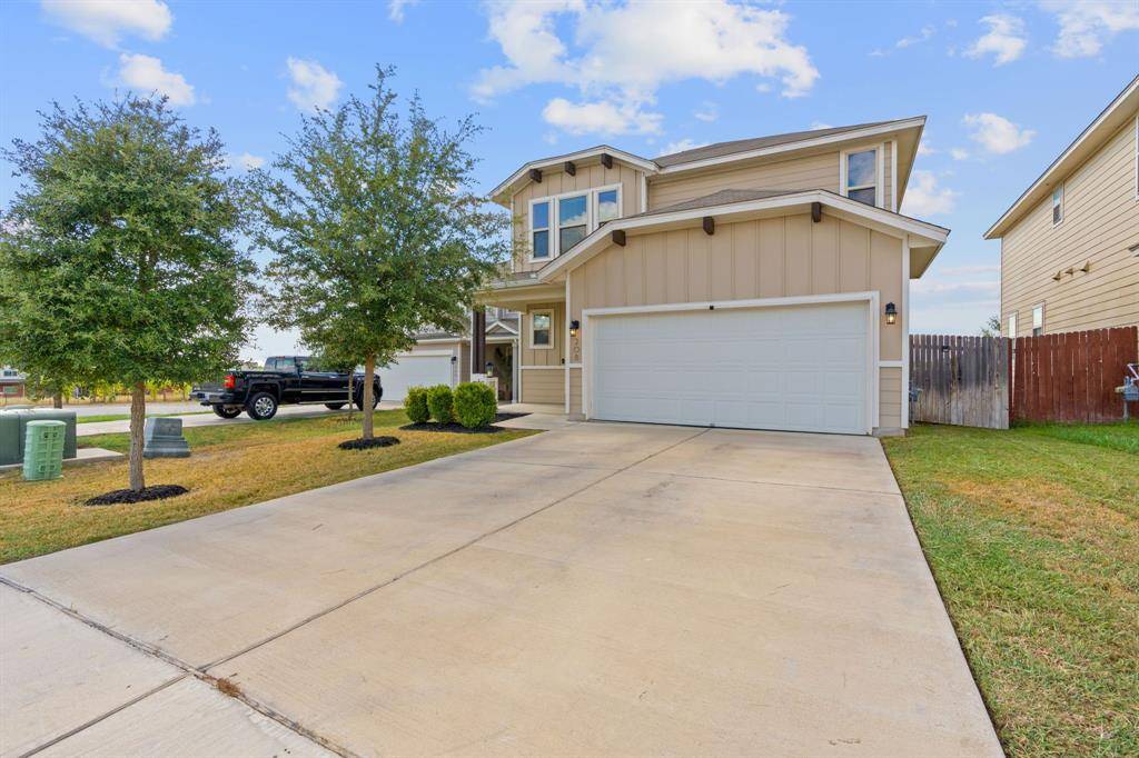 208 Sandy PATH, Buda, TX 78610