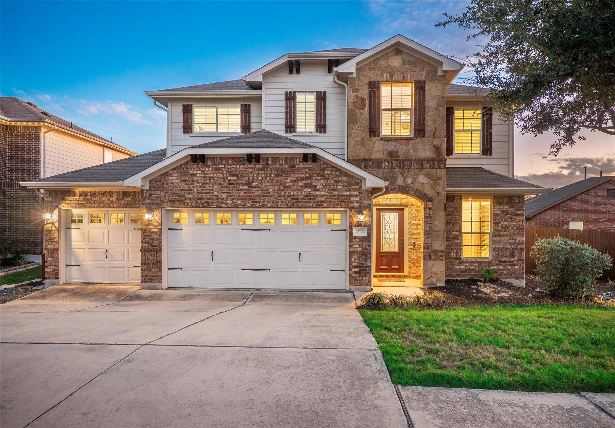 212 Orchard Hill TRL, Buda, TX 78610