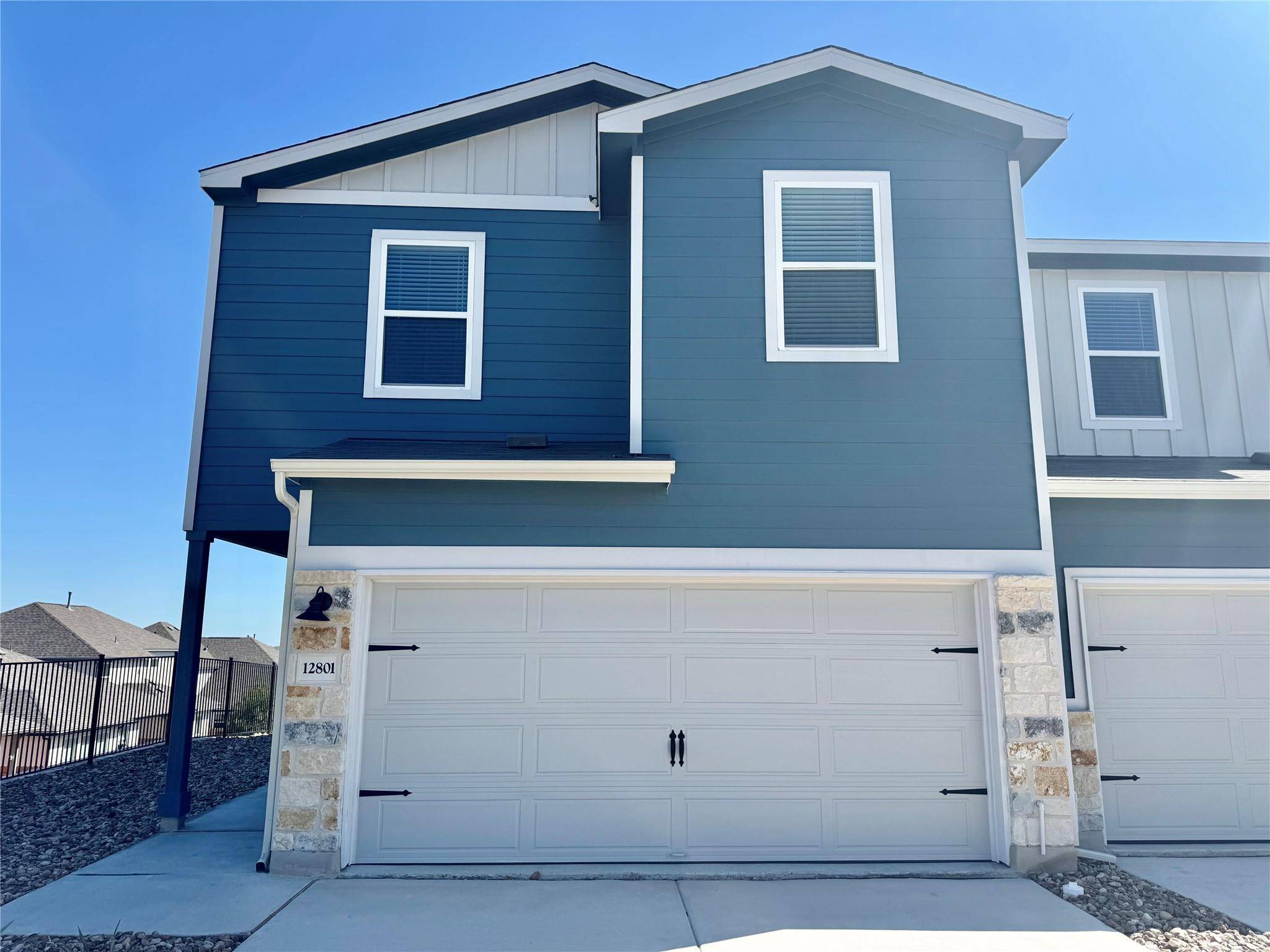 12801 Village Spun PLZ, Buda, TX 78610