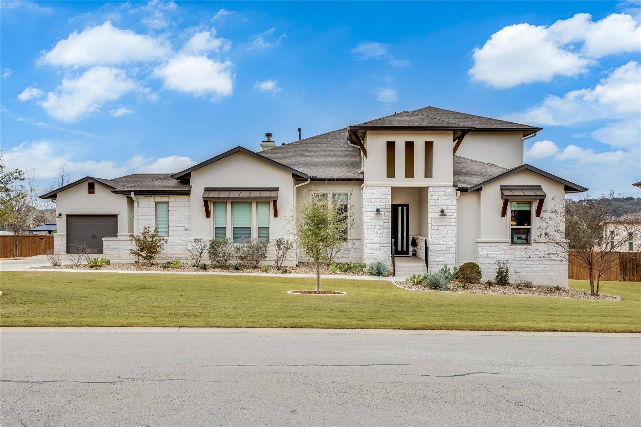 138 Evelyn CT, Dripping Springs, TX 78620