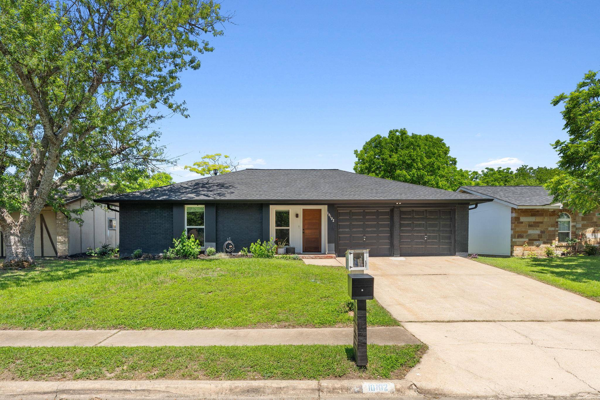 10102 Floyd DR, Austin, TX 78753