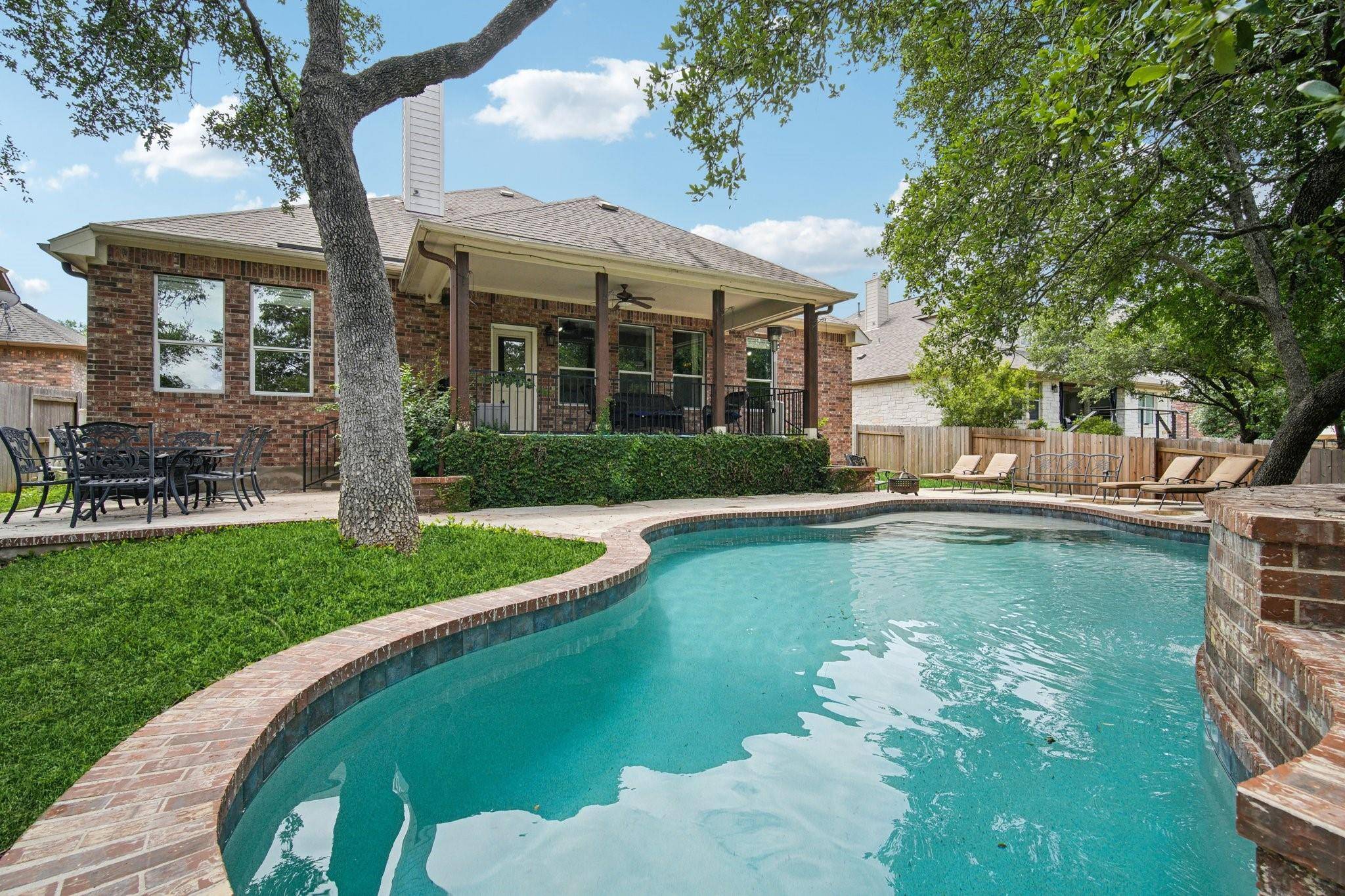510 King Eider LN, Cedar Park, TX 78613