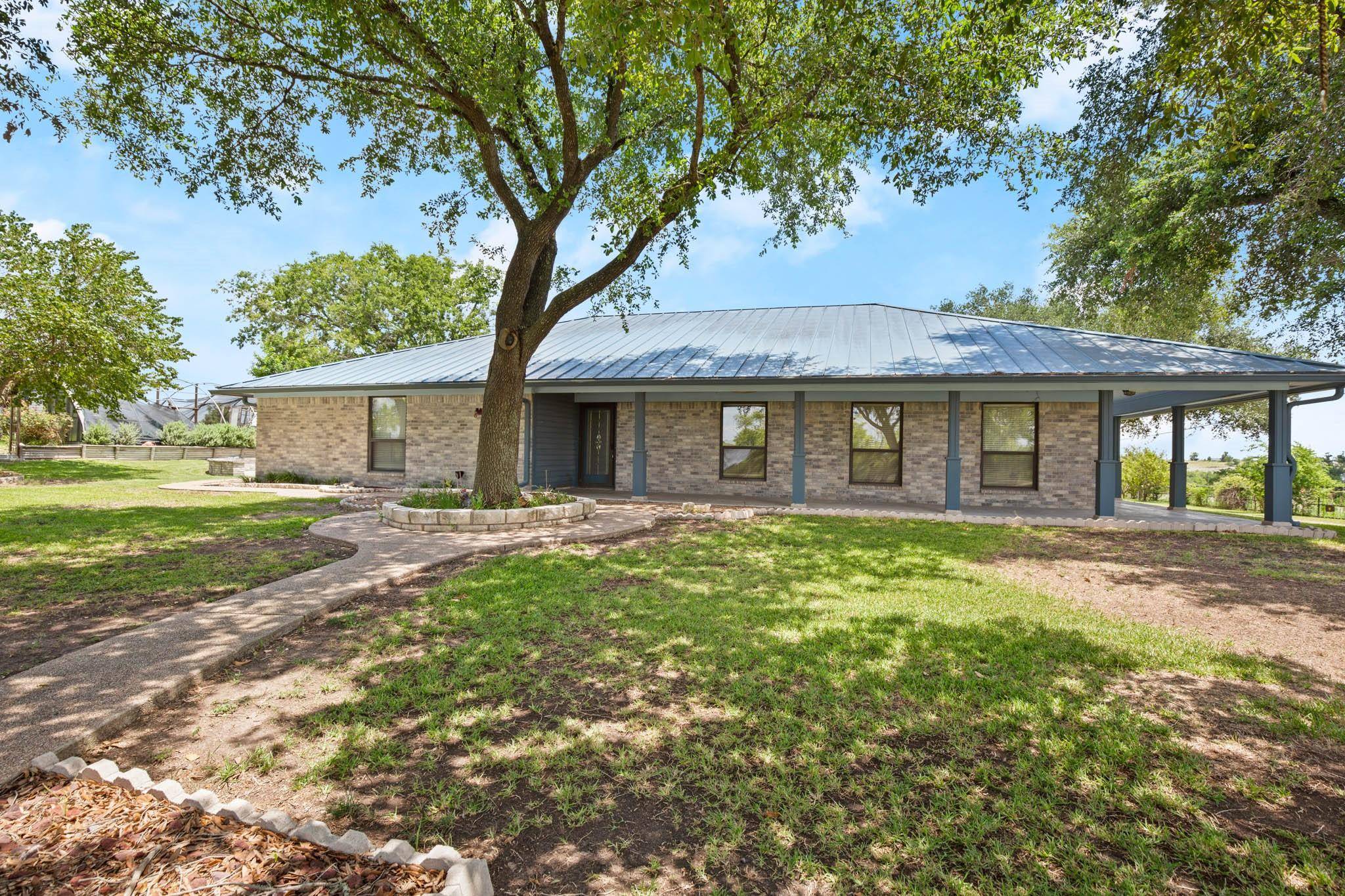 8712 Cele RD #1, Manor, TX 78653