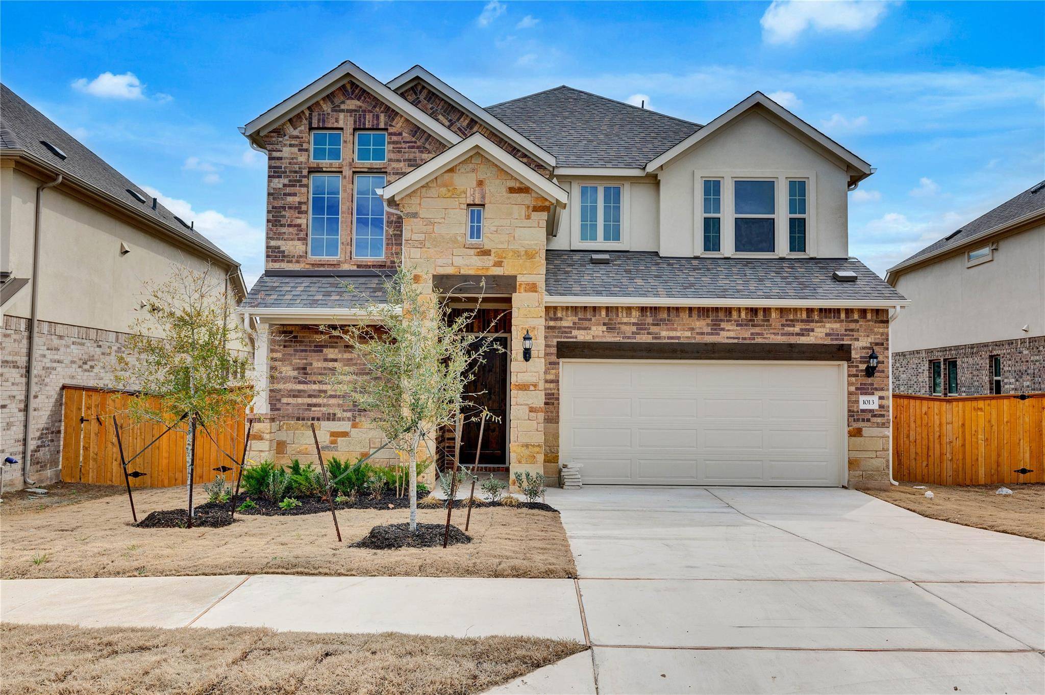 1013 Malibar LN, Georgetown, TX 78628