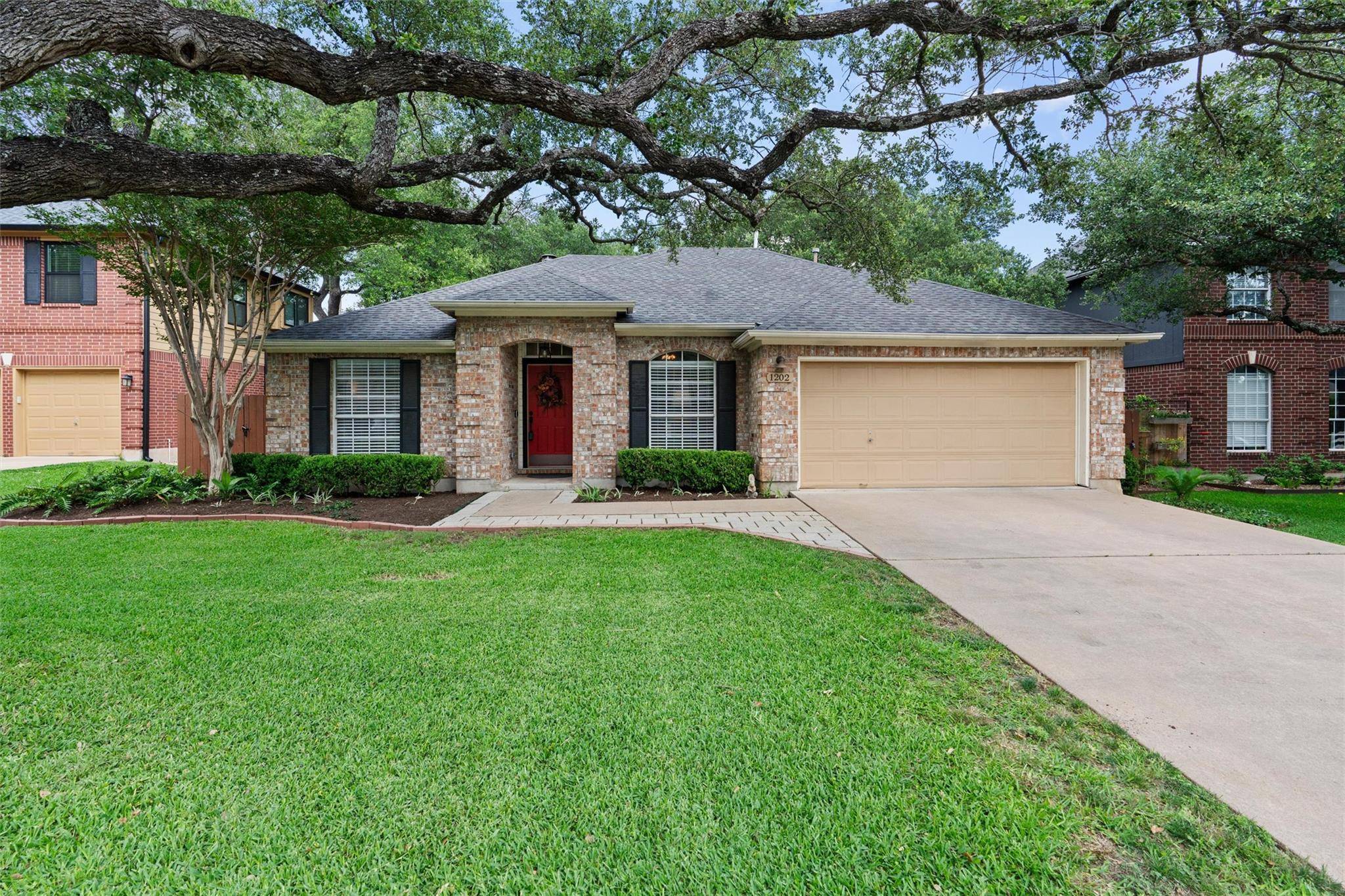 1202 Woodhollow CV, Cedar Park, TX 78613