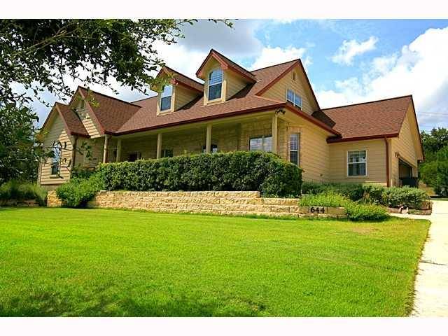 644 Newport DR, Spicewood, TX 78669