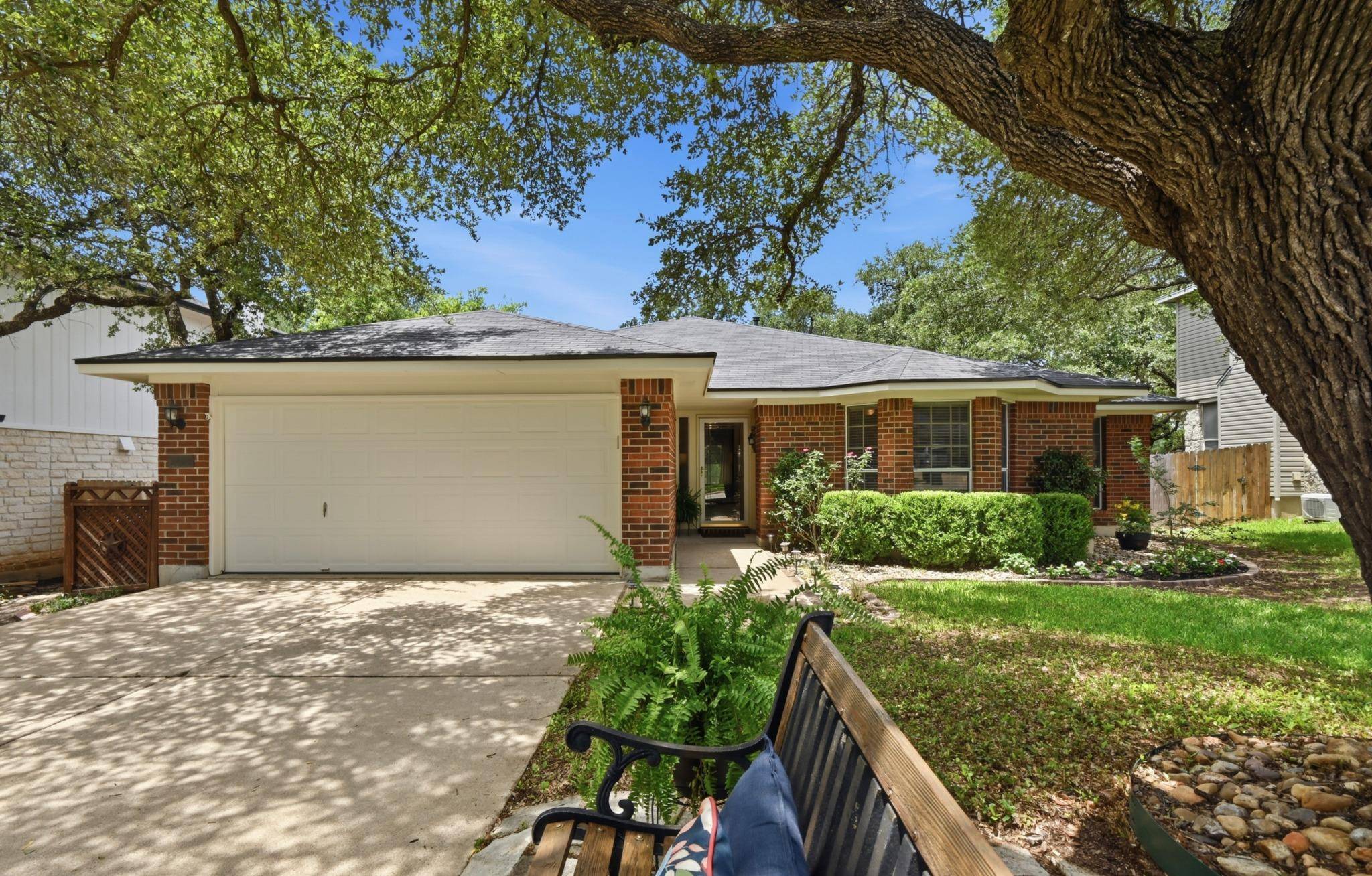 1409 Knoll Ridge DR, Cedar Park, TX 78613