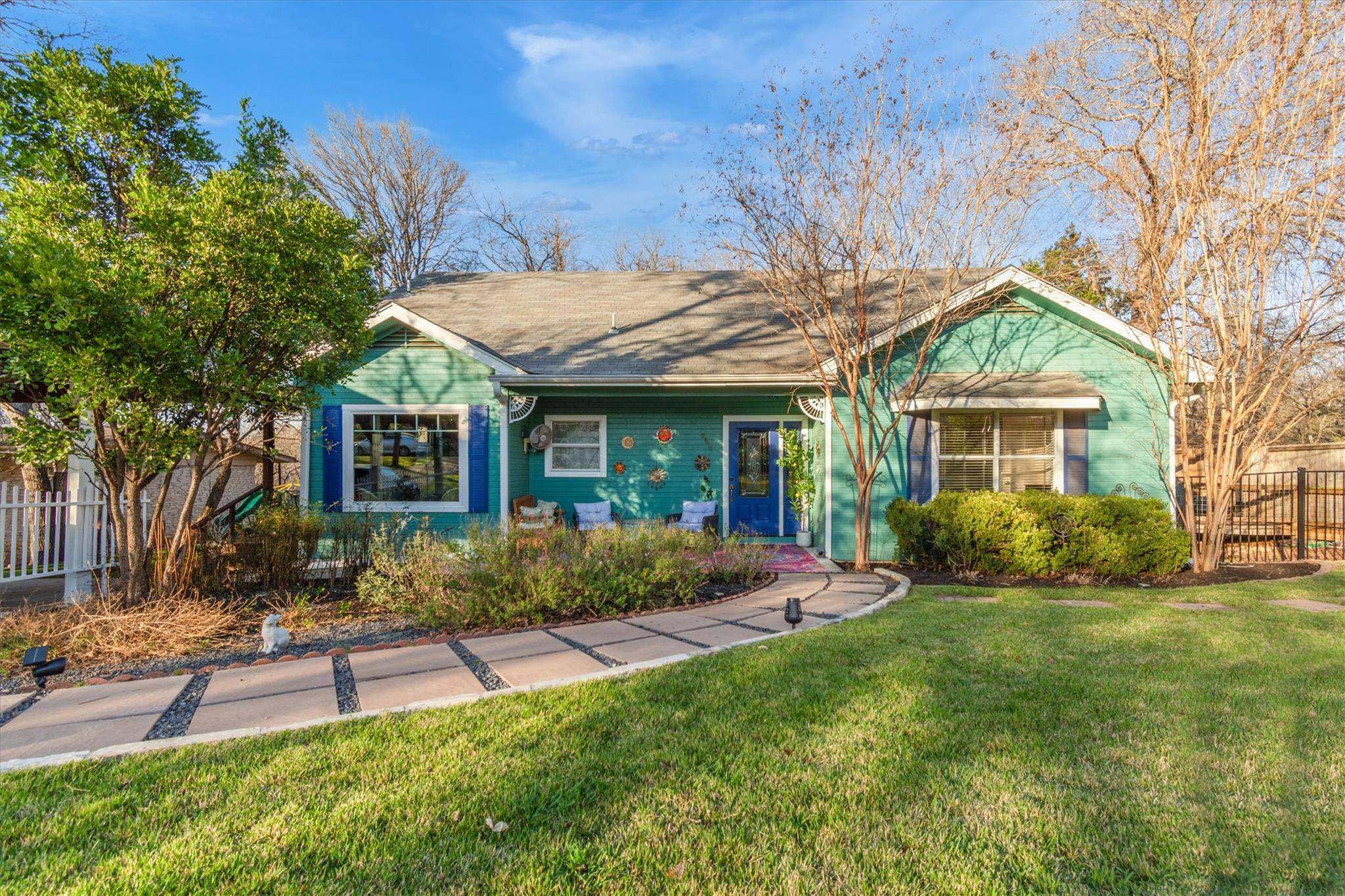 2812 Saratoga DR, Austin, TX 78733