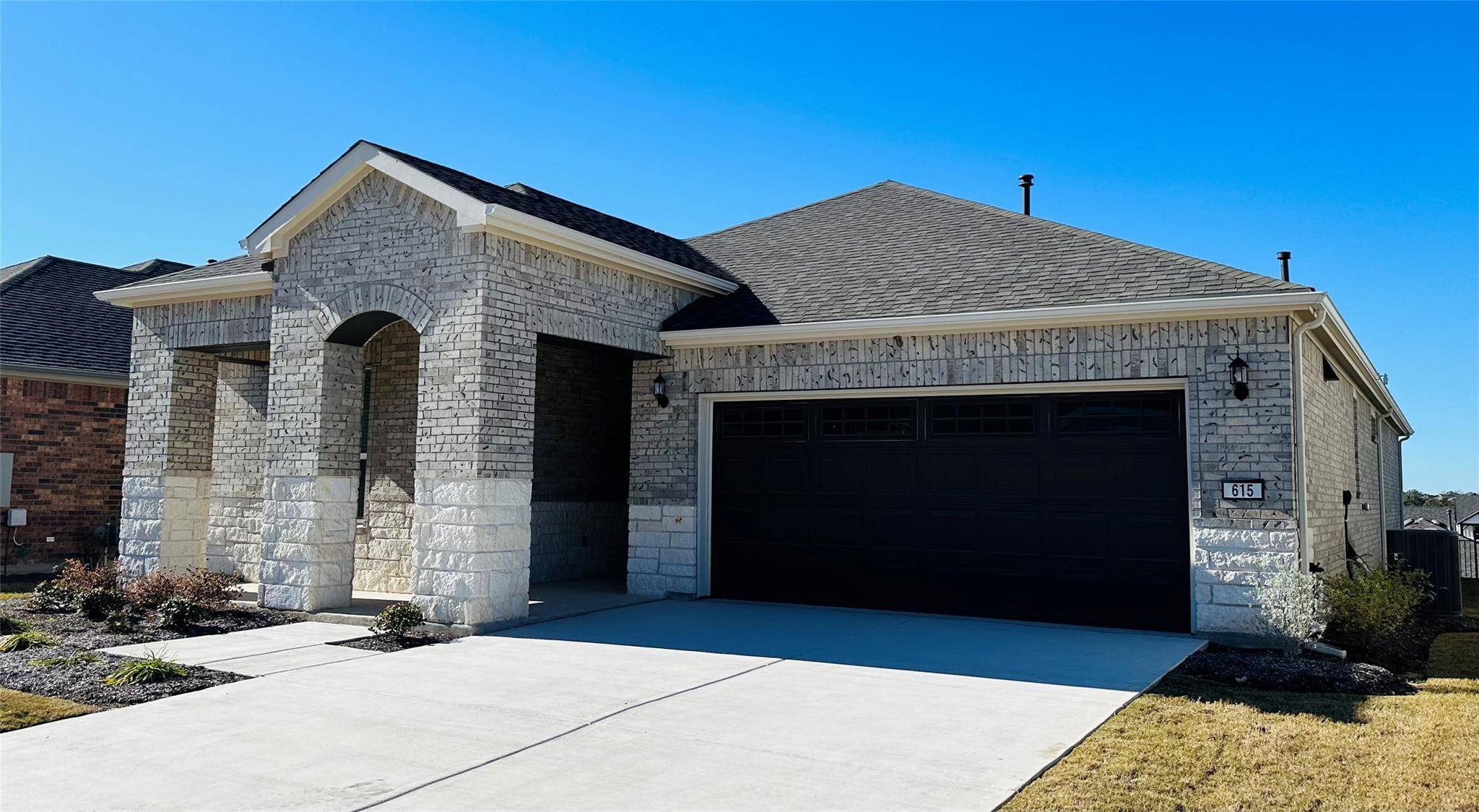 615 Martingale ST, Georgetown, TX 78633