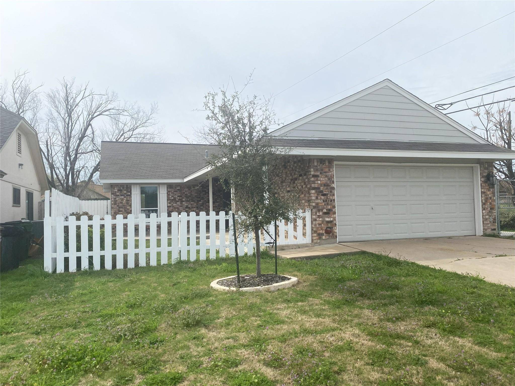 1902 Provident LN, Round Rock, TX 78664