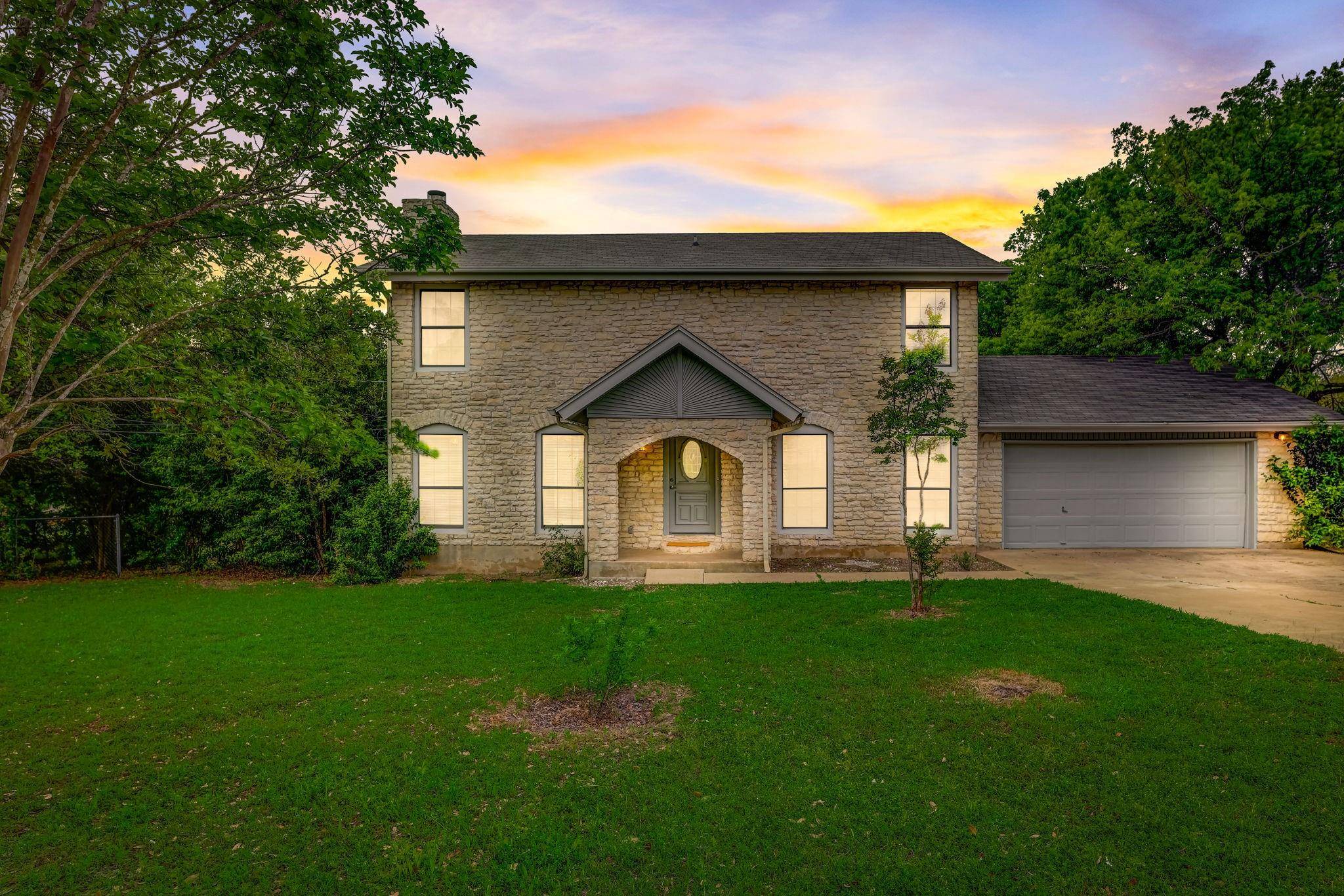110 Tori DR, Buda, TX 78610