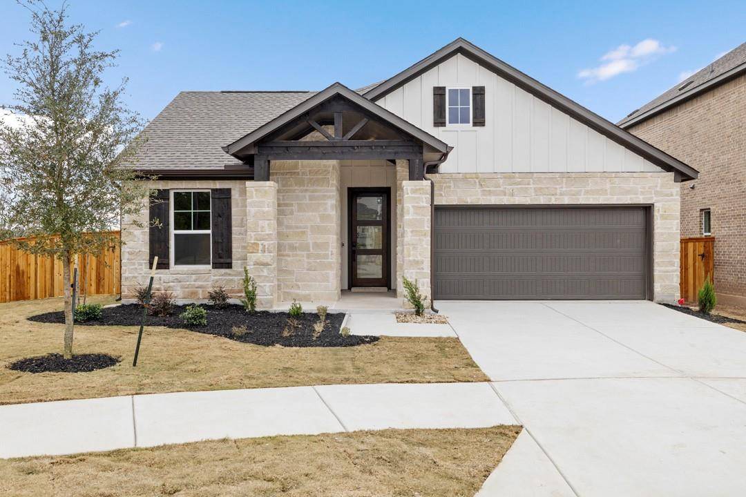 155 Darley Oak Drive, Dripping Springs, TX 78620