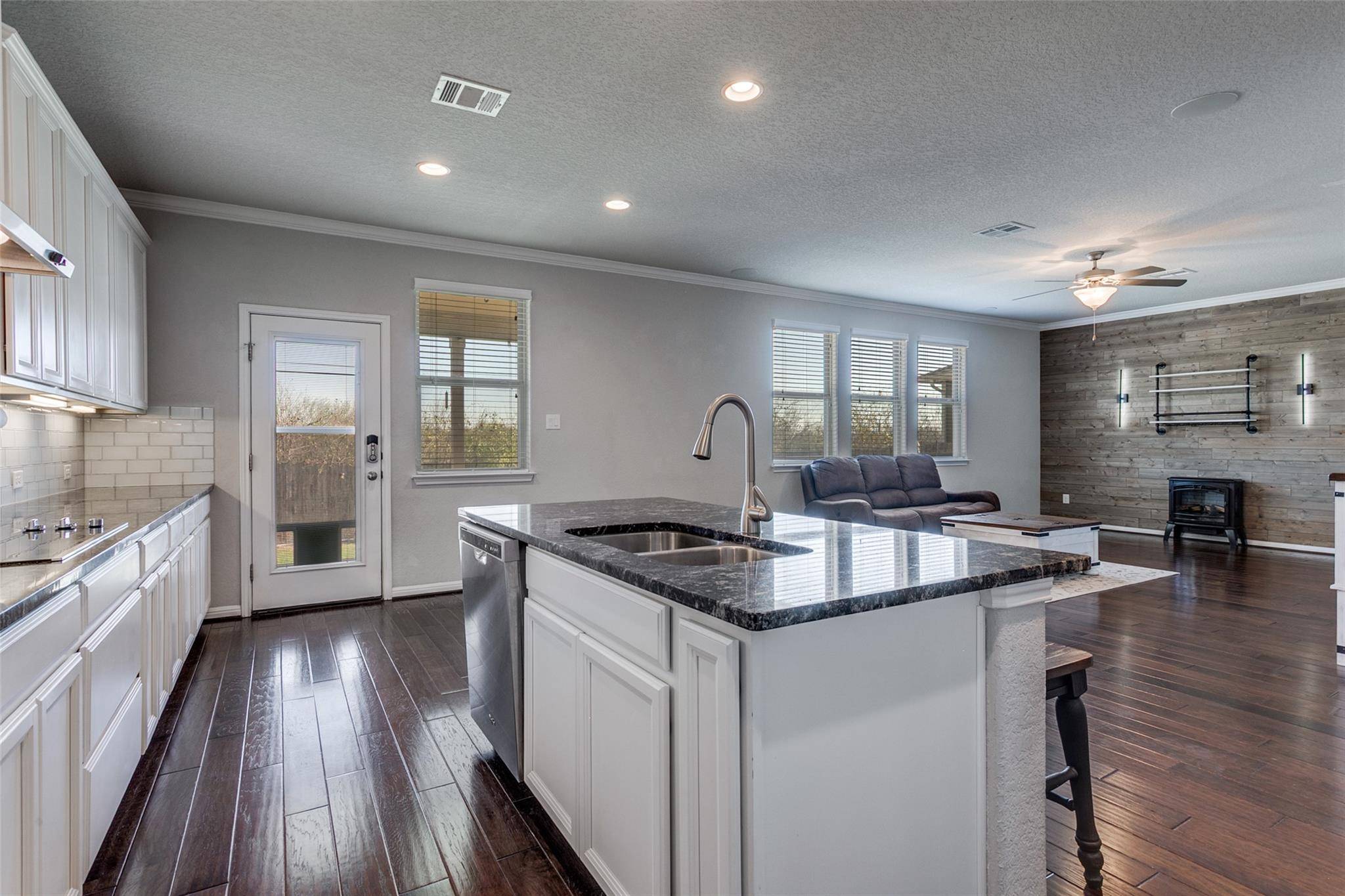 248 Heavenly VW, Cibolo, TX 78108