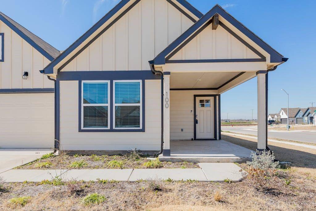 100 Aransas River RD, Hutto, TX 78634