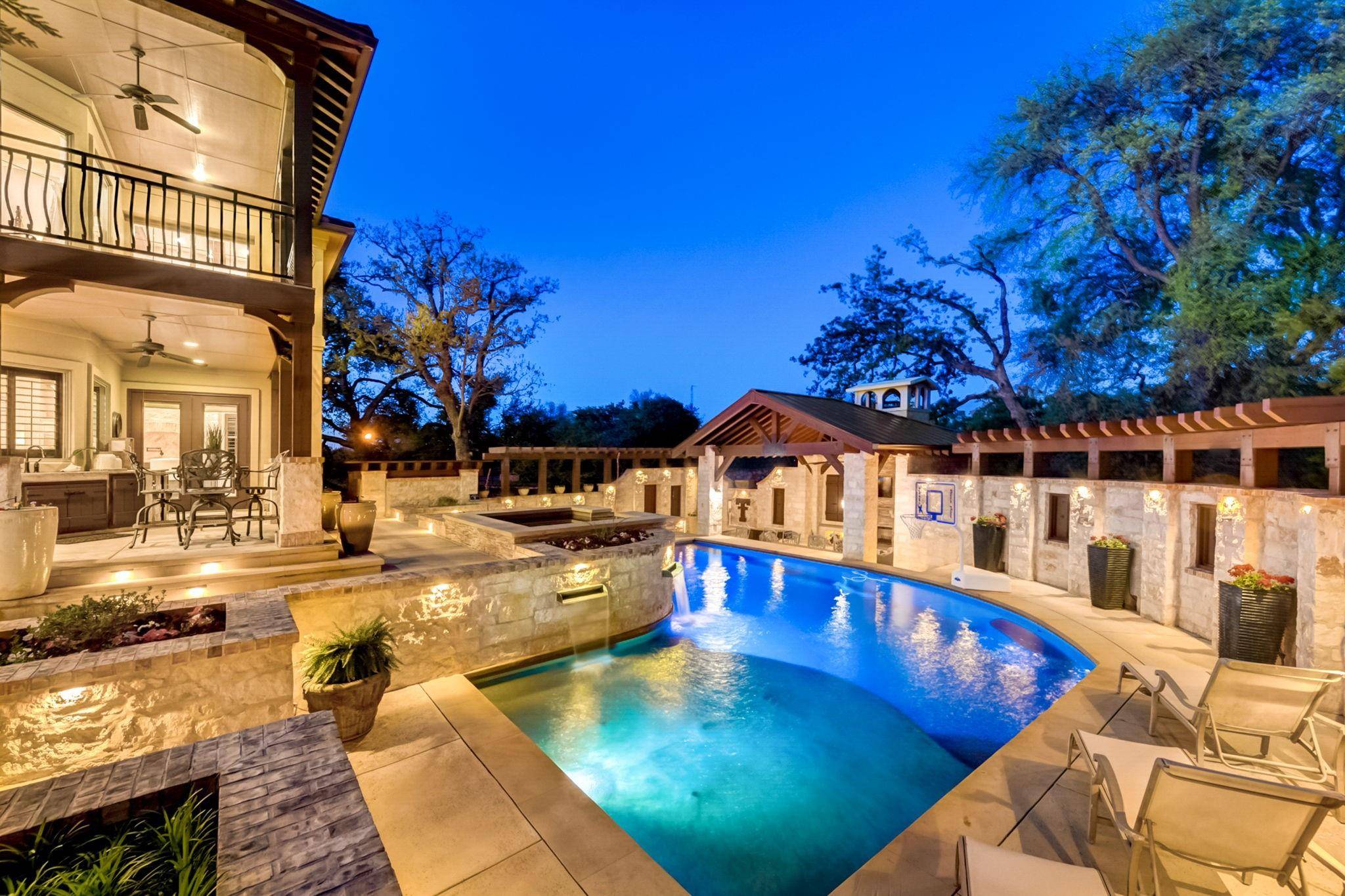 201 Dovetail CV, Georgetown, TX 78628