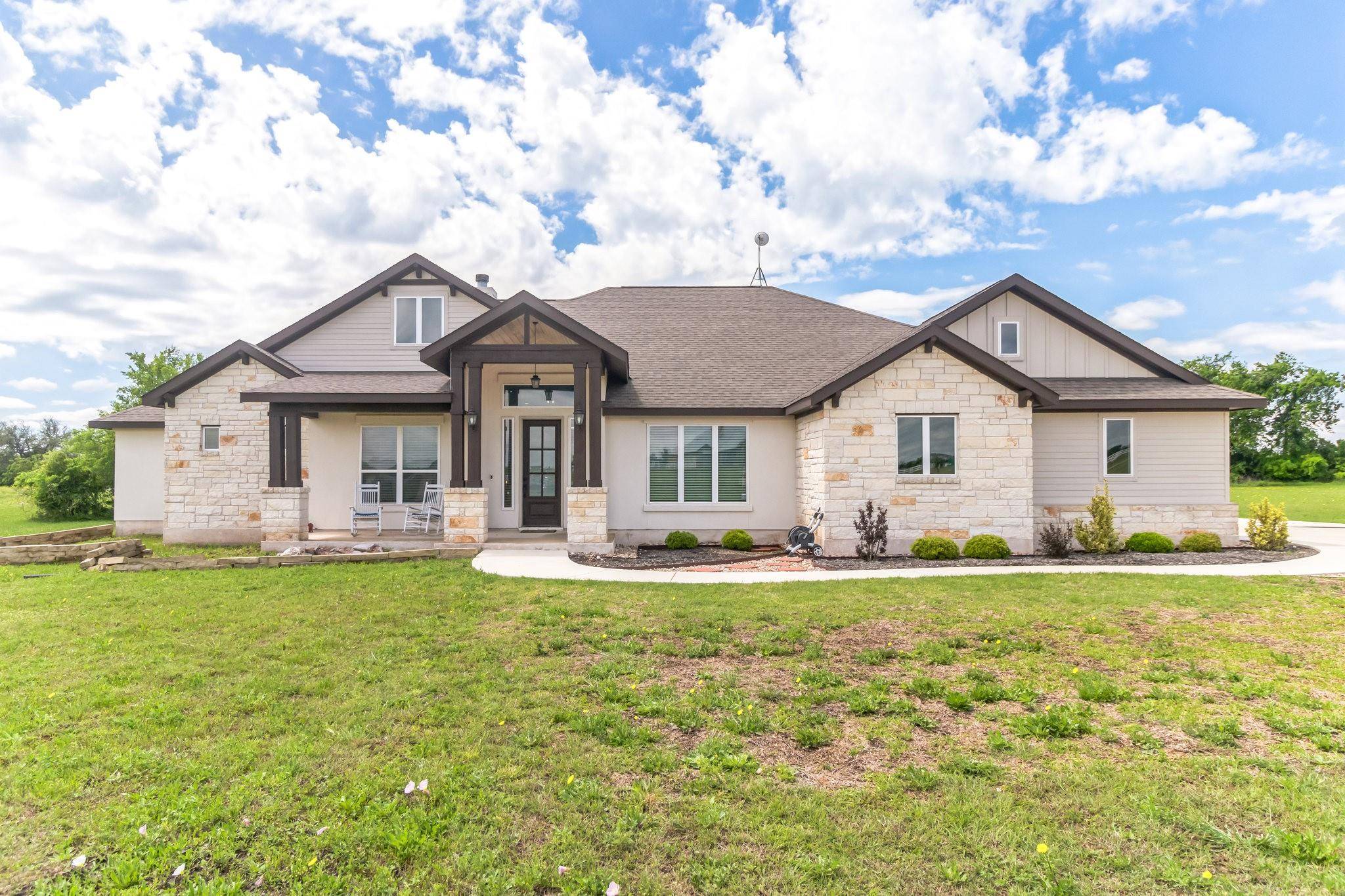 149 Twin Creekview LN, Georgetown, TX 78626