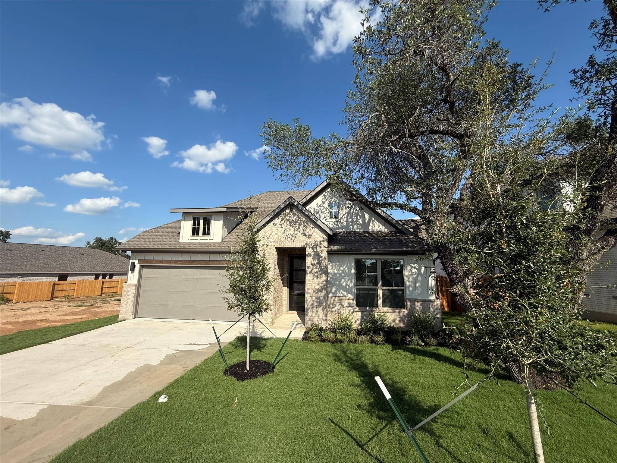 1404 Snowdrop DR, Georgetown, TX 78628