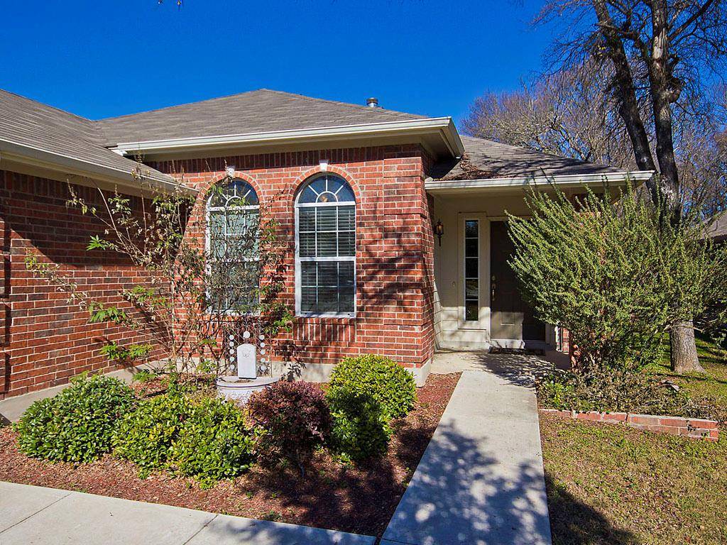 411 Middle Creek DR, Buda, TX 78610