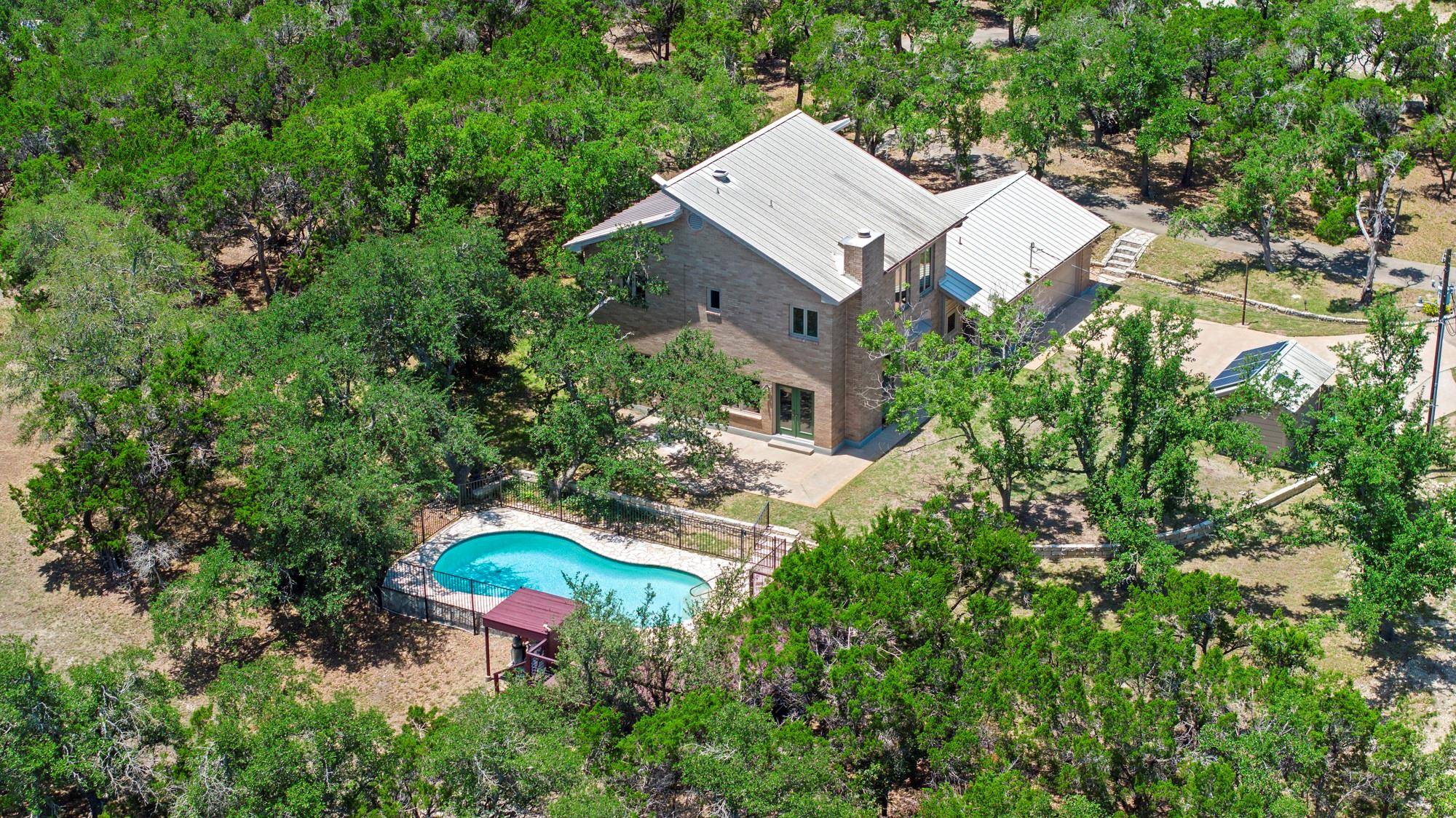 2007 Hidden Hills DR, Dripping Springs, TX 78620