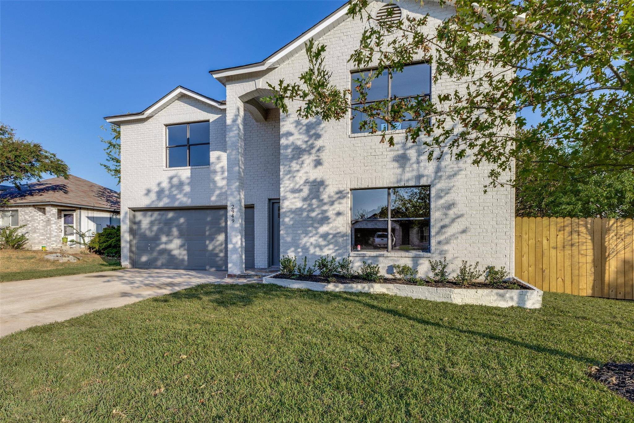2949 Donnell DR, Round Rock, TX 78664