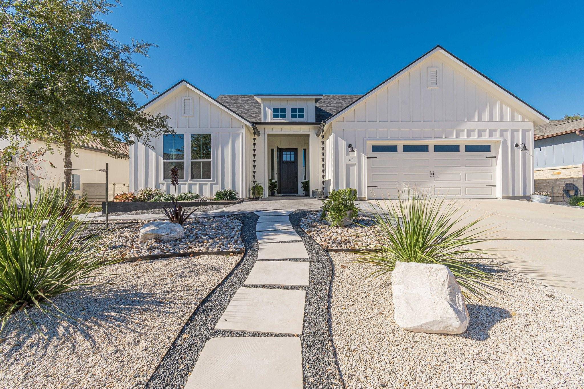 117 Cruising Oak ST, San Marcos, TX 78666