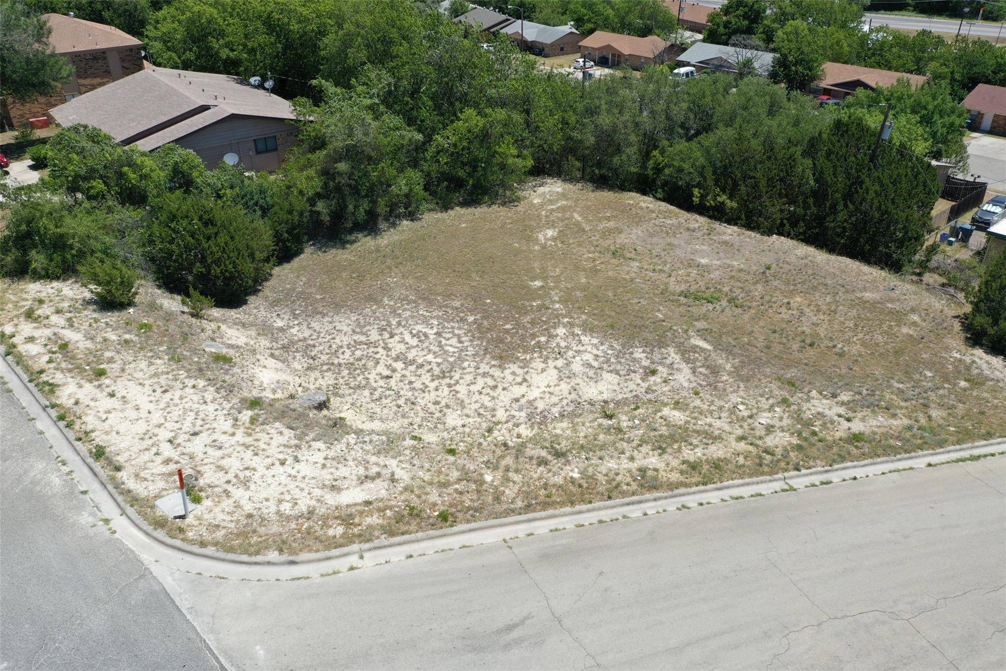 902 N 7th ST, Copperas Cove, TX 76522