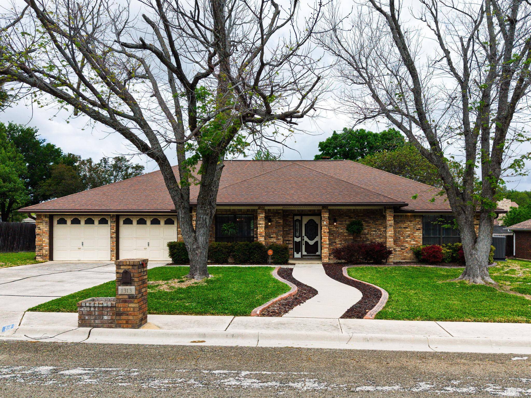 1313 Sparrow TRL, Copperas Cove, TX 76522