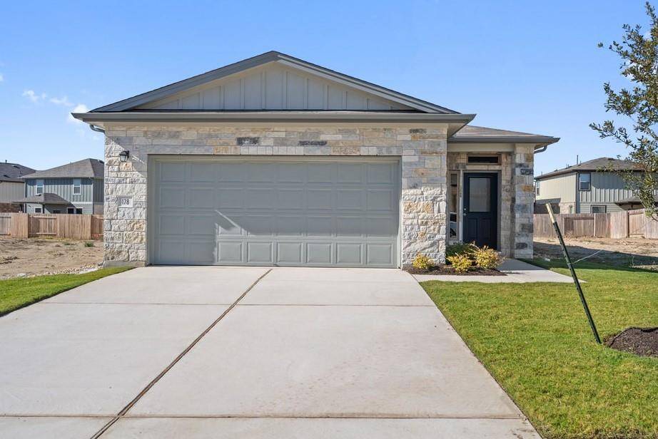 178 White Horses DR, Kyle, TX 78640
