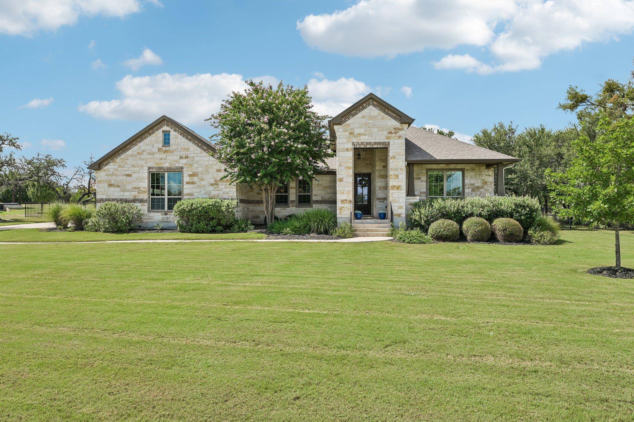 1016 Telling Wind, Liberty Hill, TX 78642