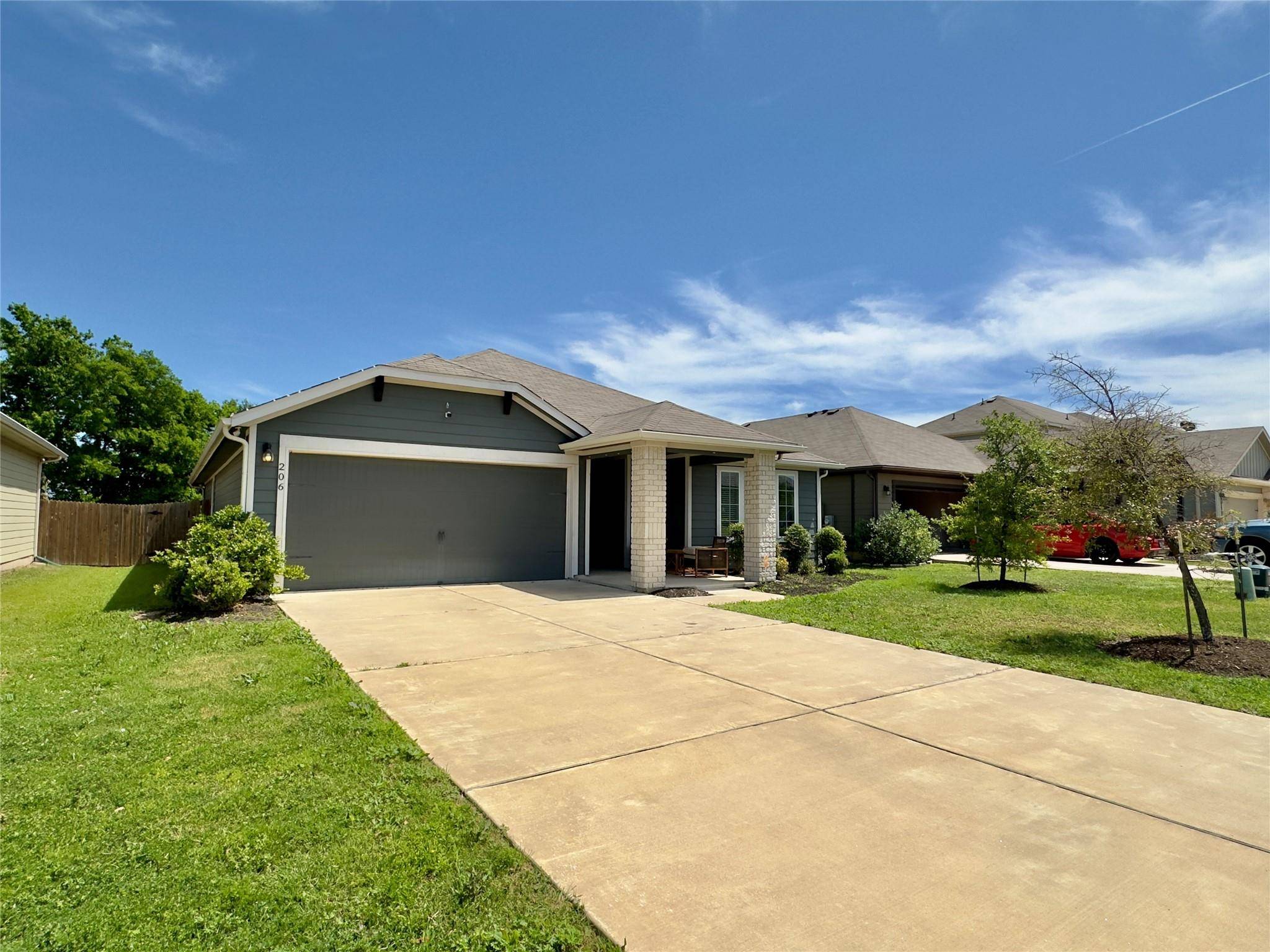206 Armano Bayou WAY, Hutto, TX 78634
