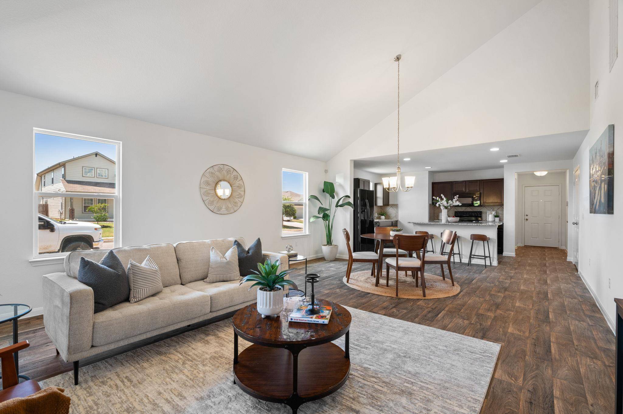 100 Dickinson Bayou CV, Hutto, TX 78634
