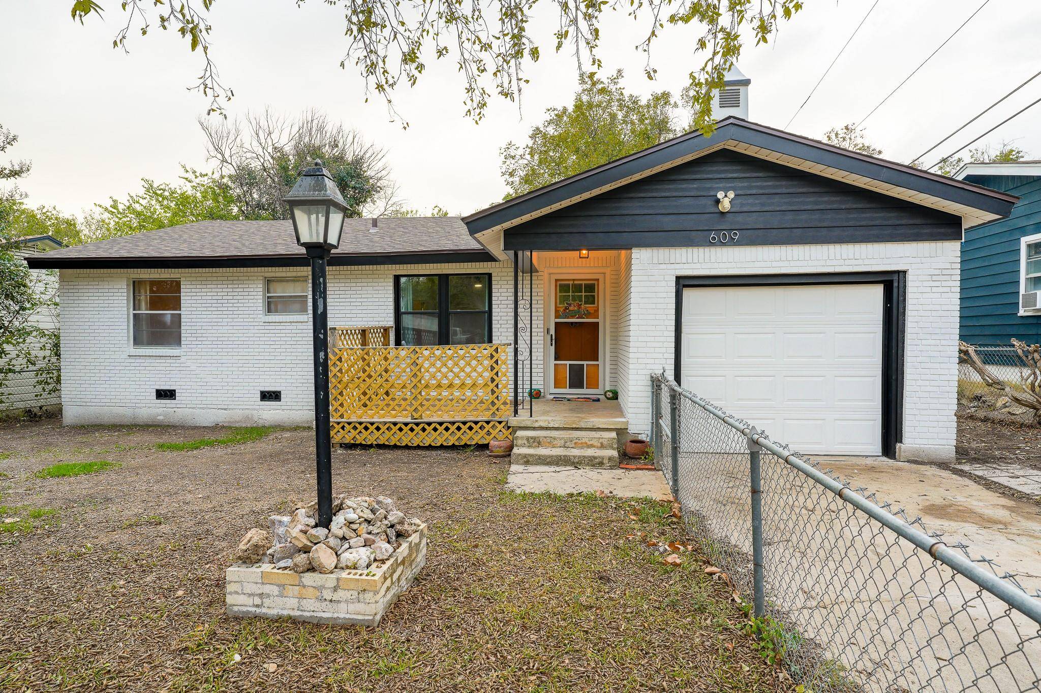 609 N 11th ST, Copperas Cove, TX 76522