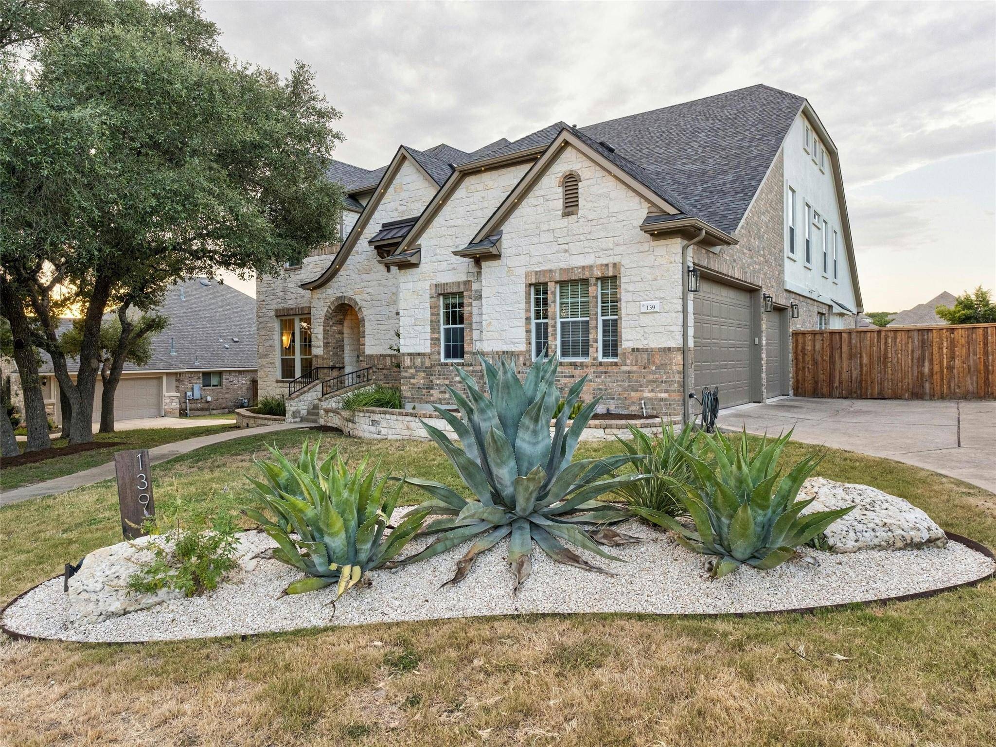 139 Rocky Spot DR, Austin, TX 78737